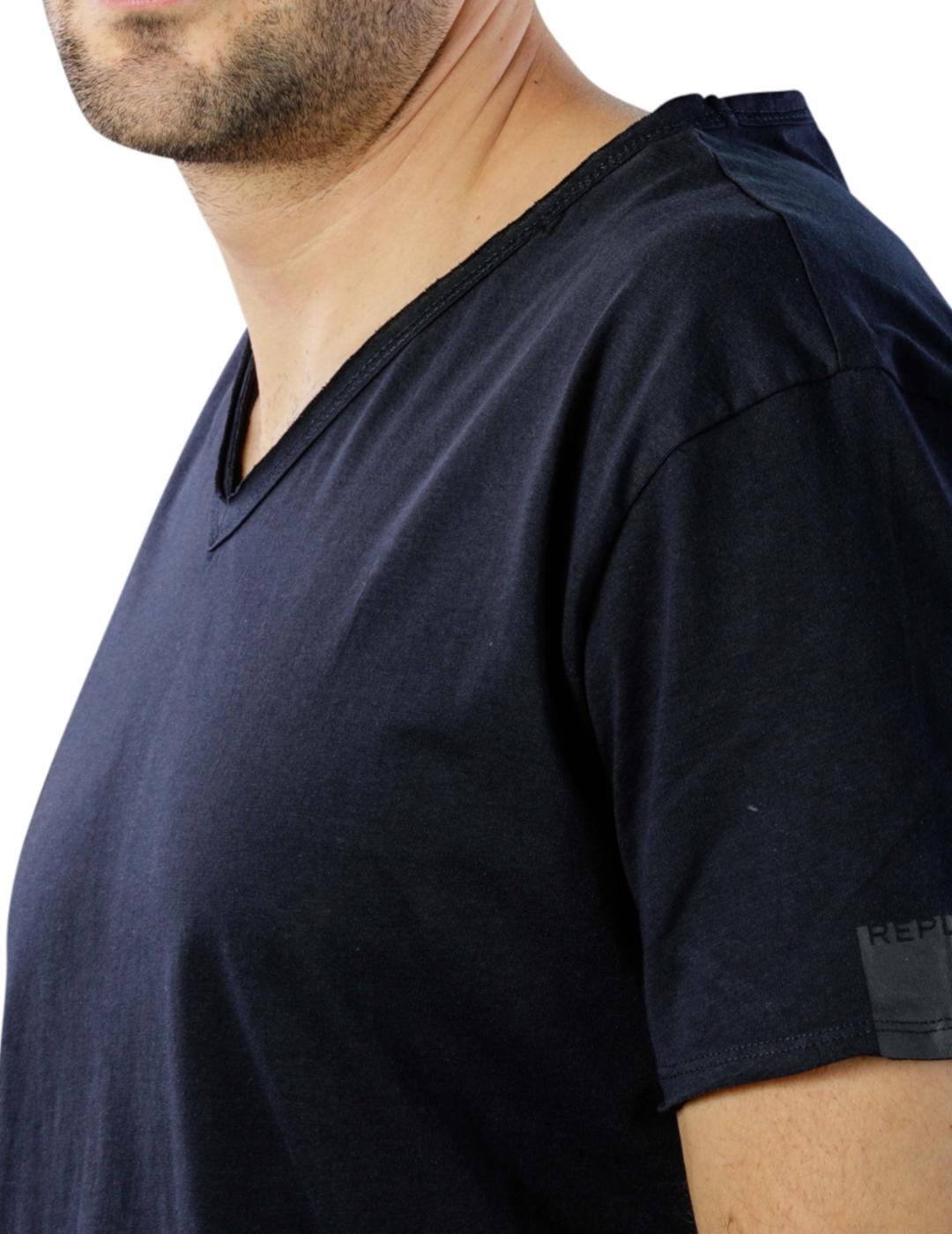 Camiseta Replay cuello en 'V' en color marino para hombre-y