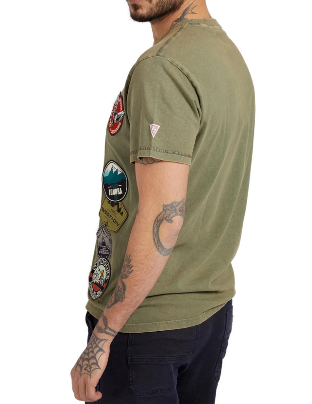 Camiseta Guess parches verde para hombre-z