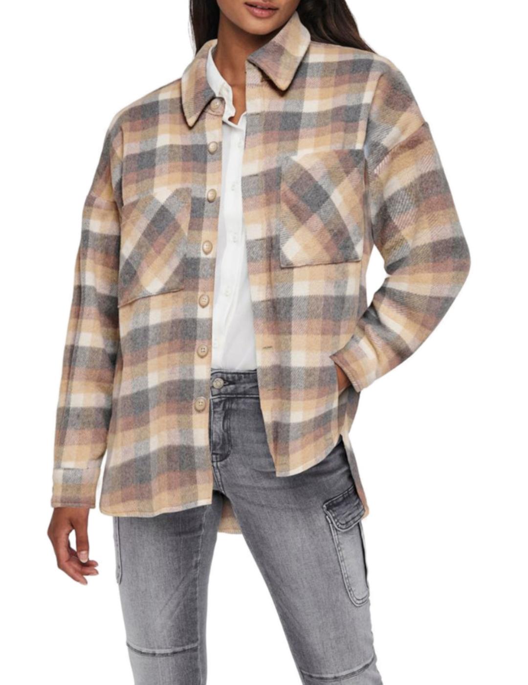 Sobrecamisa ONLY cuadros tonos tierra para mujer-z