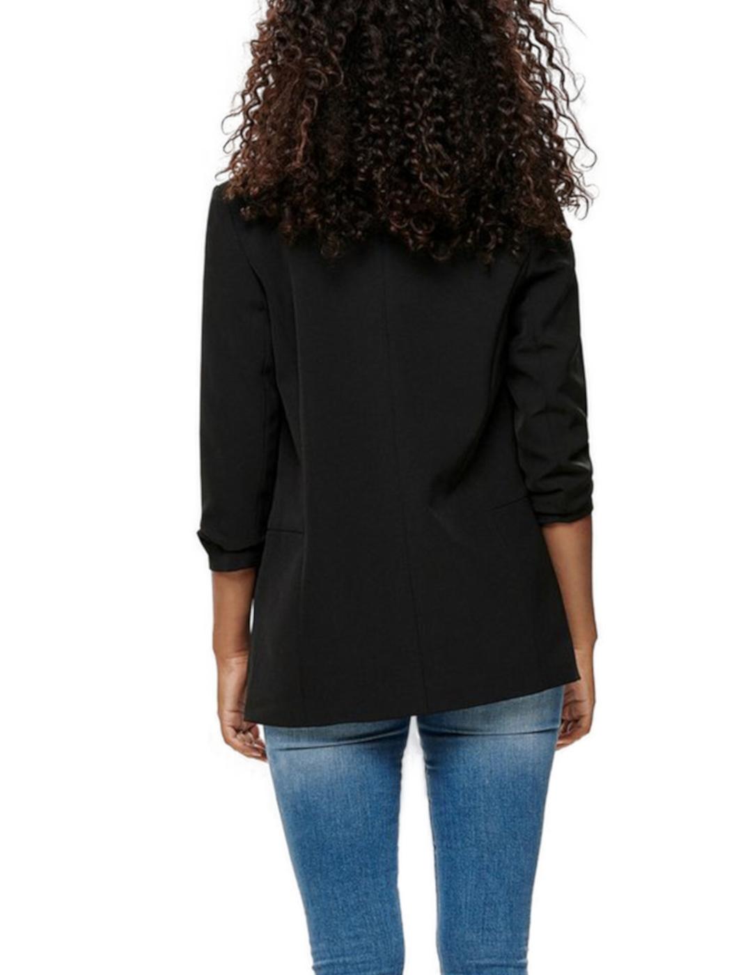 Blazer Only negra con manga fruncida de mujer-a
