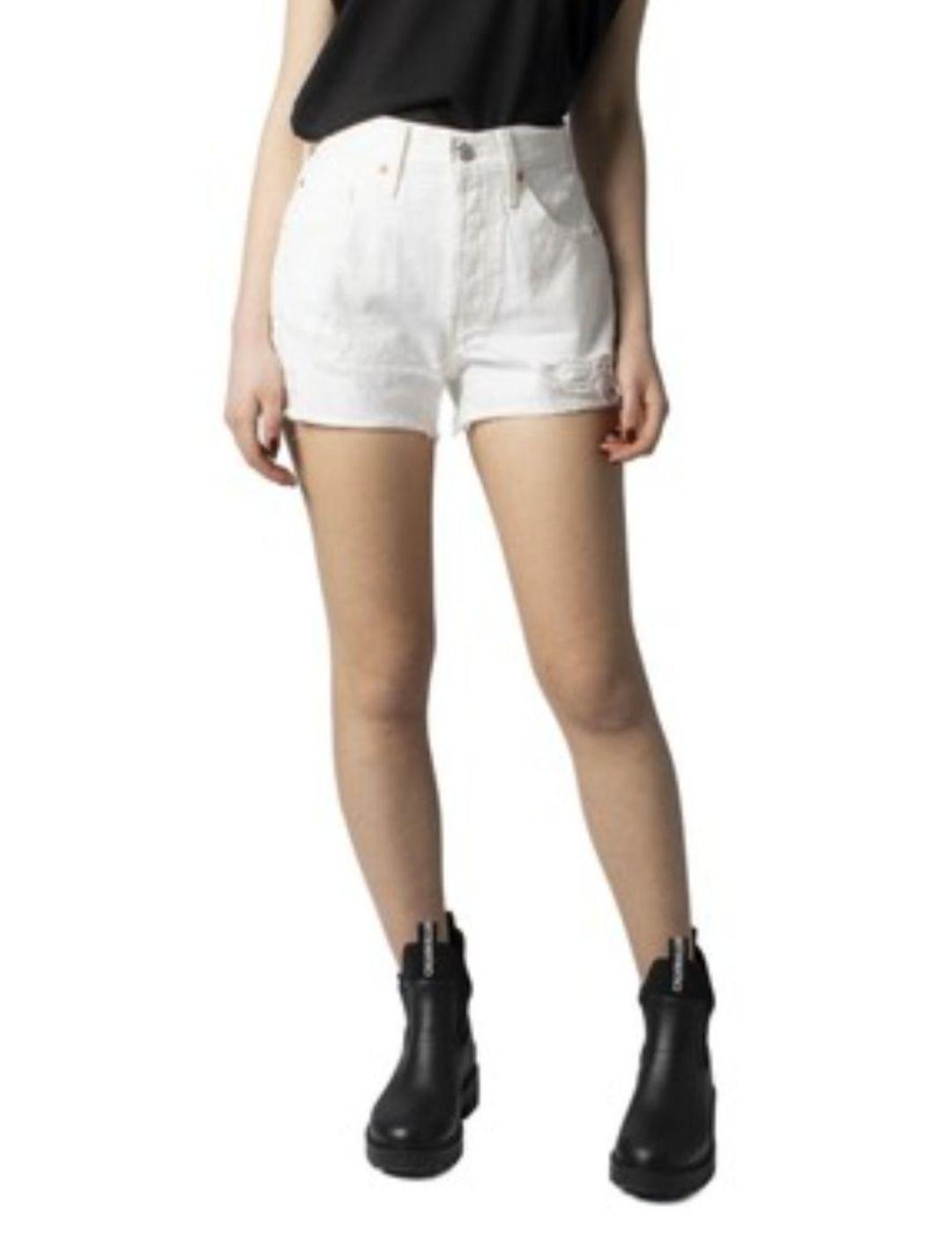 Shorts Levi´s 501 blancos de mujer-a