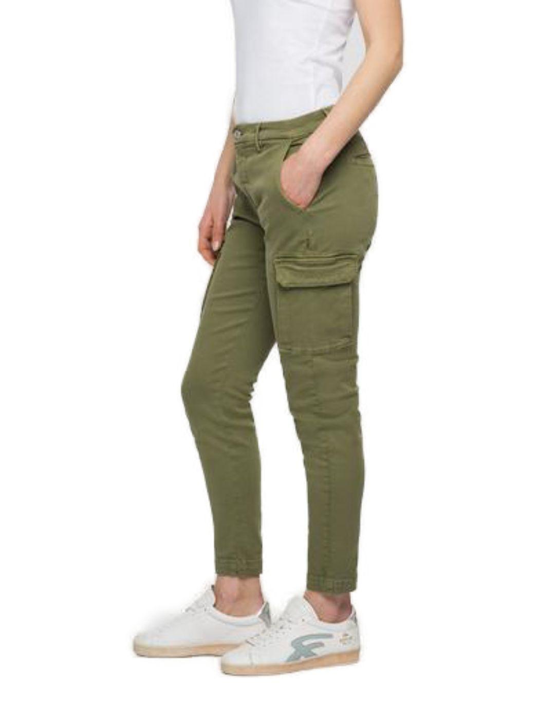 Pantalon Replay cargo verde para mujer -a