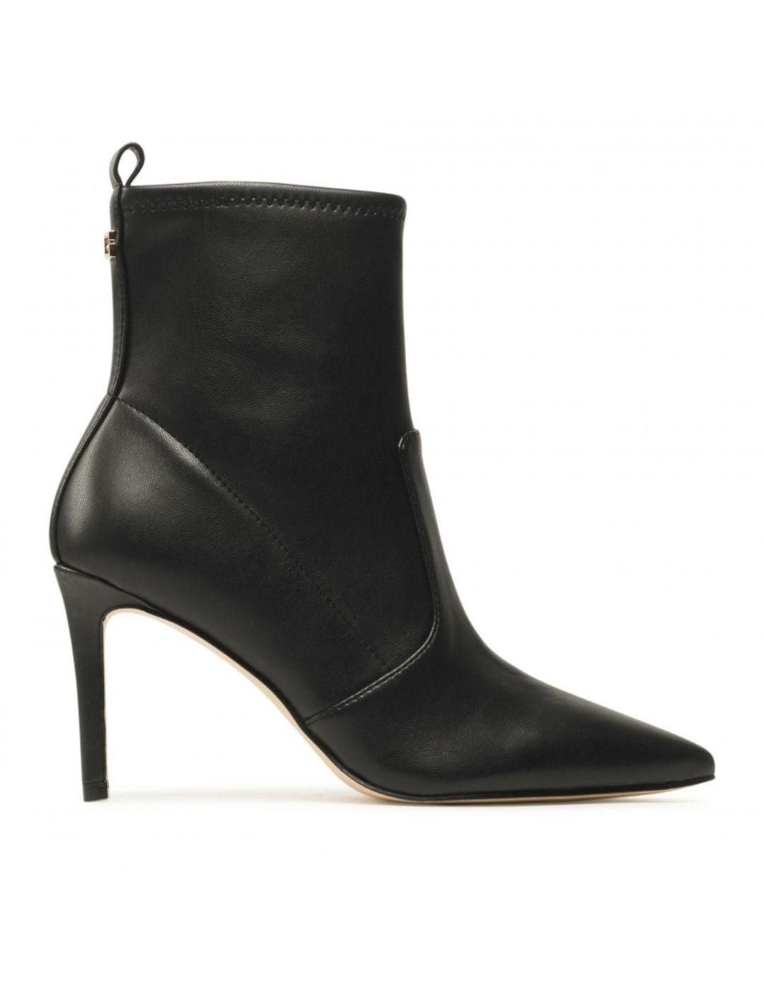 Botin Guess Dafina negro para mujer -b