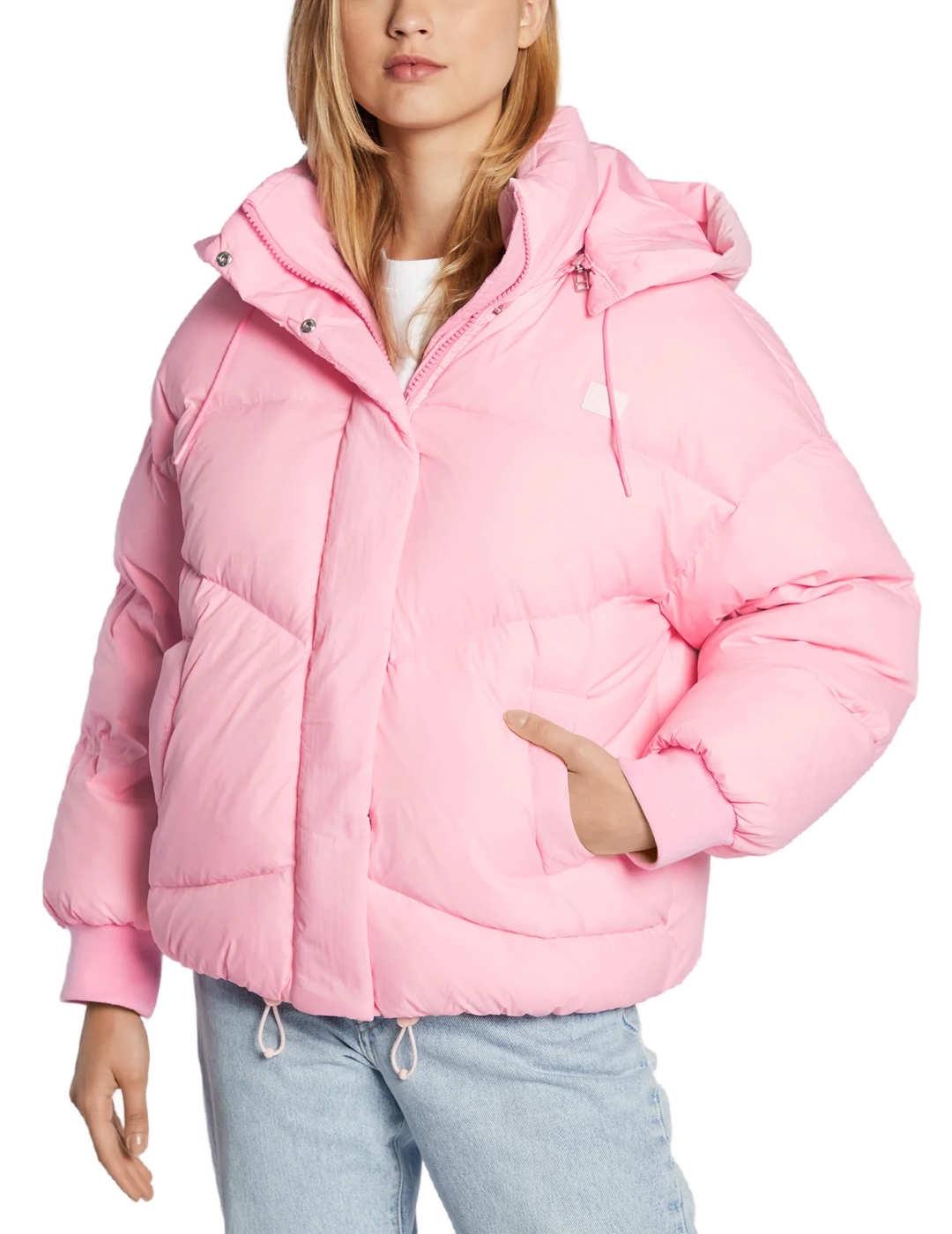 Abrigo Levis puffer en color rosa para mujer-b