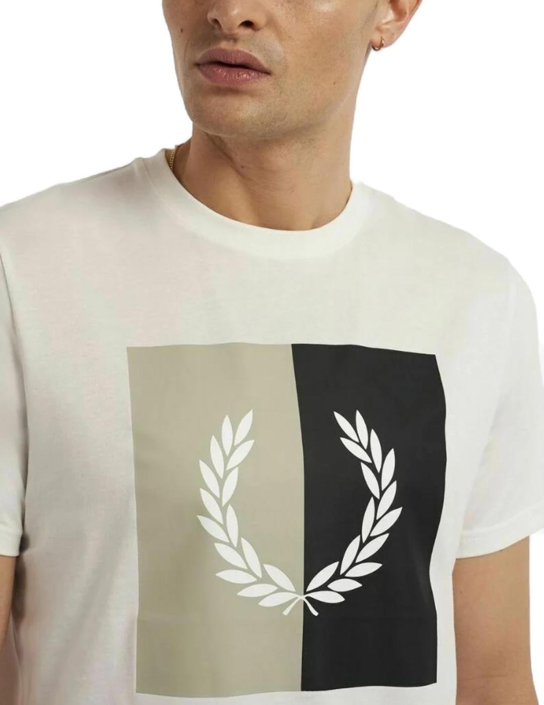 Camiseta Fred Perry blanca cuadrado negro hombre-b