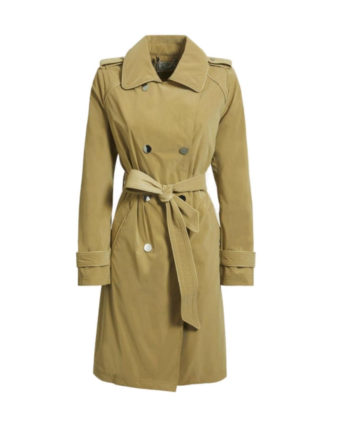Gabardina Guess Susan con cinturón color camel para mujer