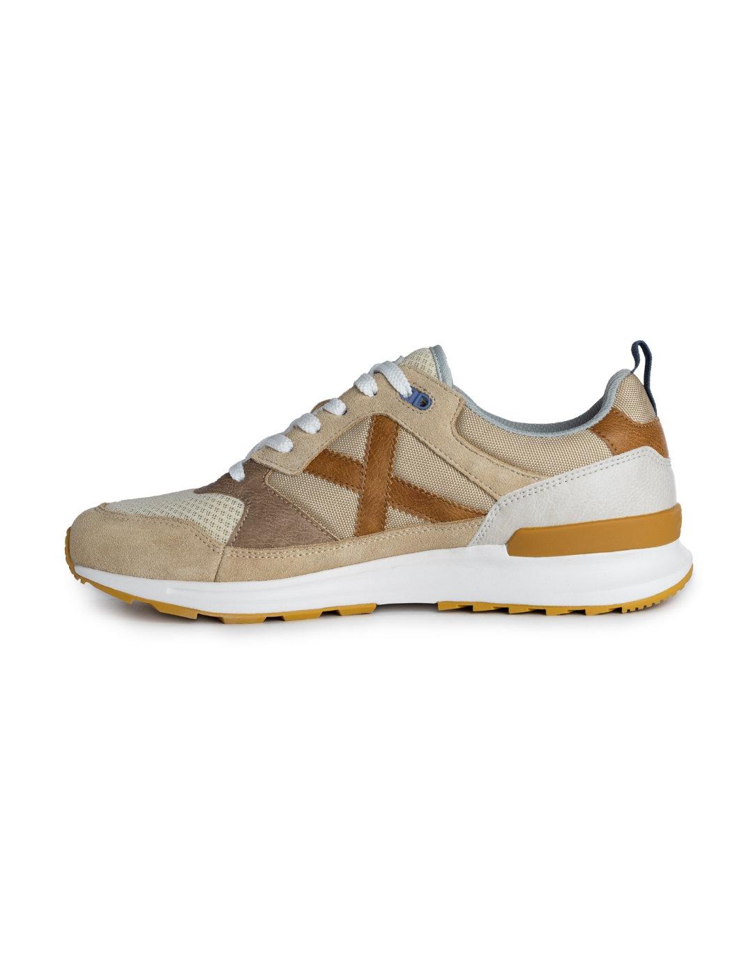 Zapatilla Munich Alpha 74 color beige para hombre