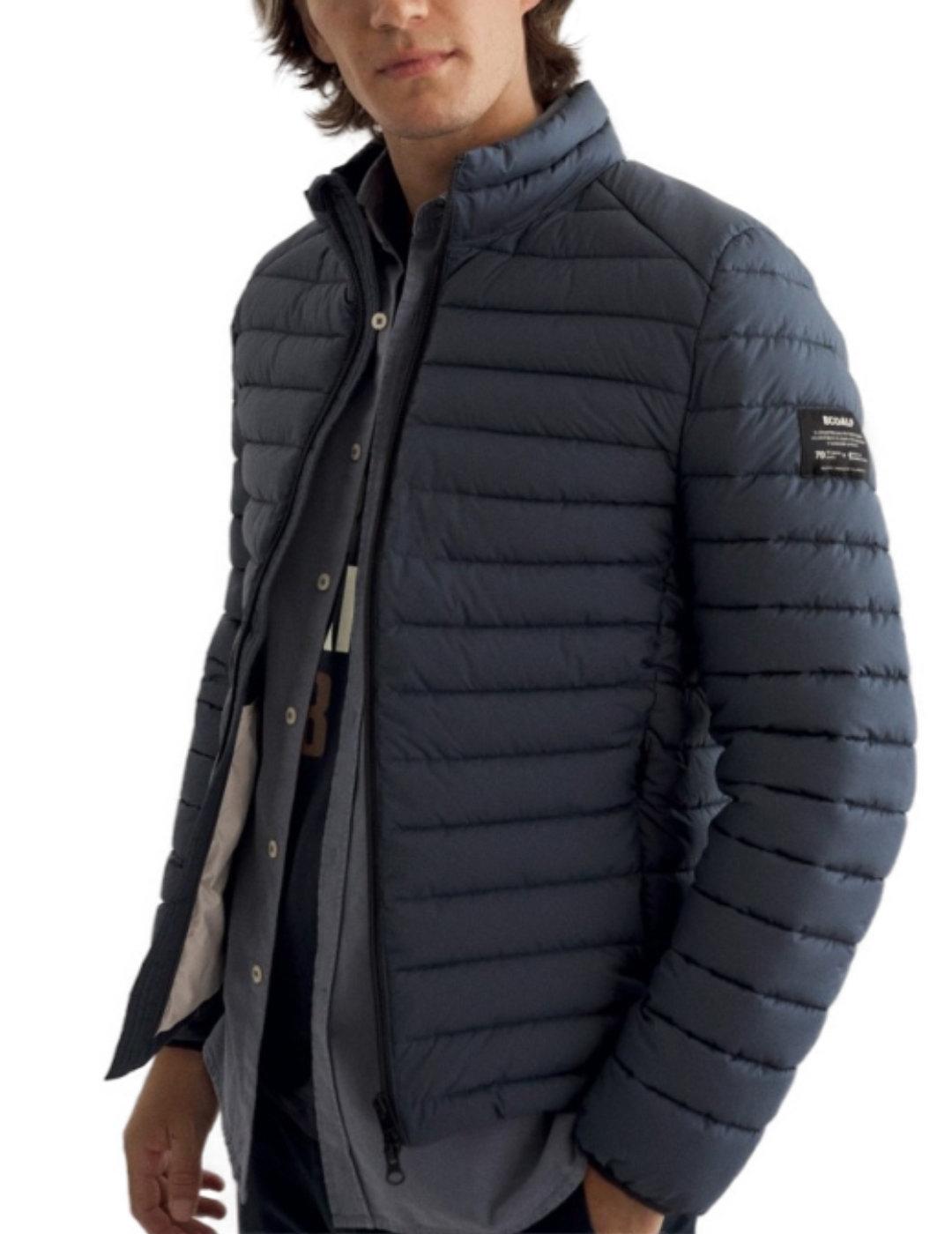 Chaqueta de plumas Ecoalf marino ligero para hombre
