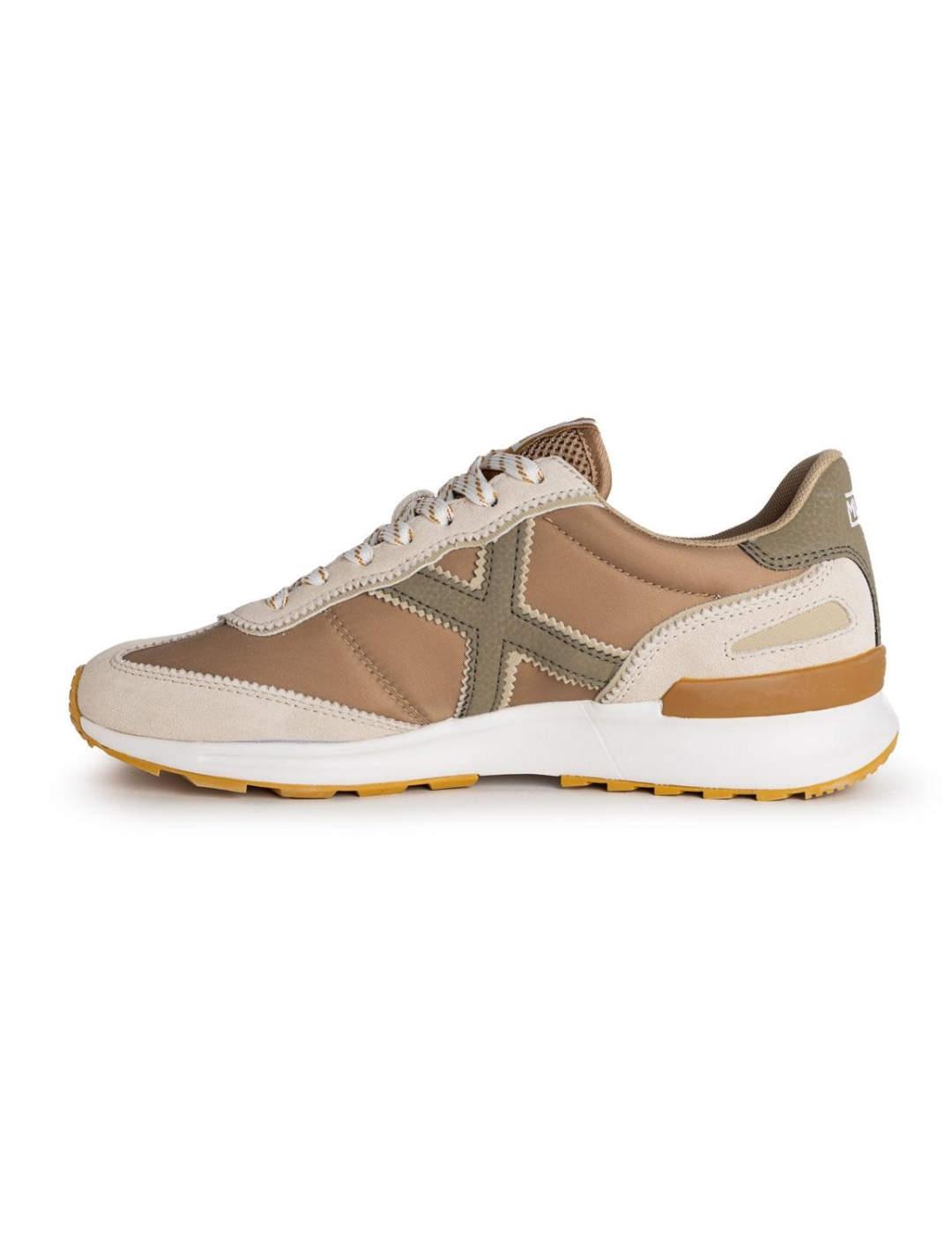 Zapatilla Munich Dynamo 56 camel y beige para hombre