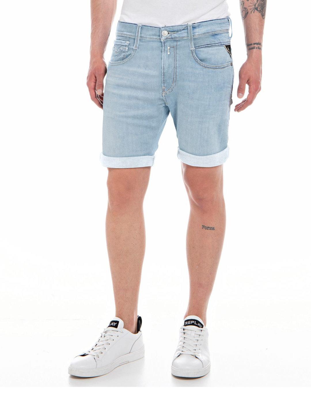 Bermuda Short Replay azul claro para hombre