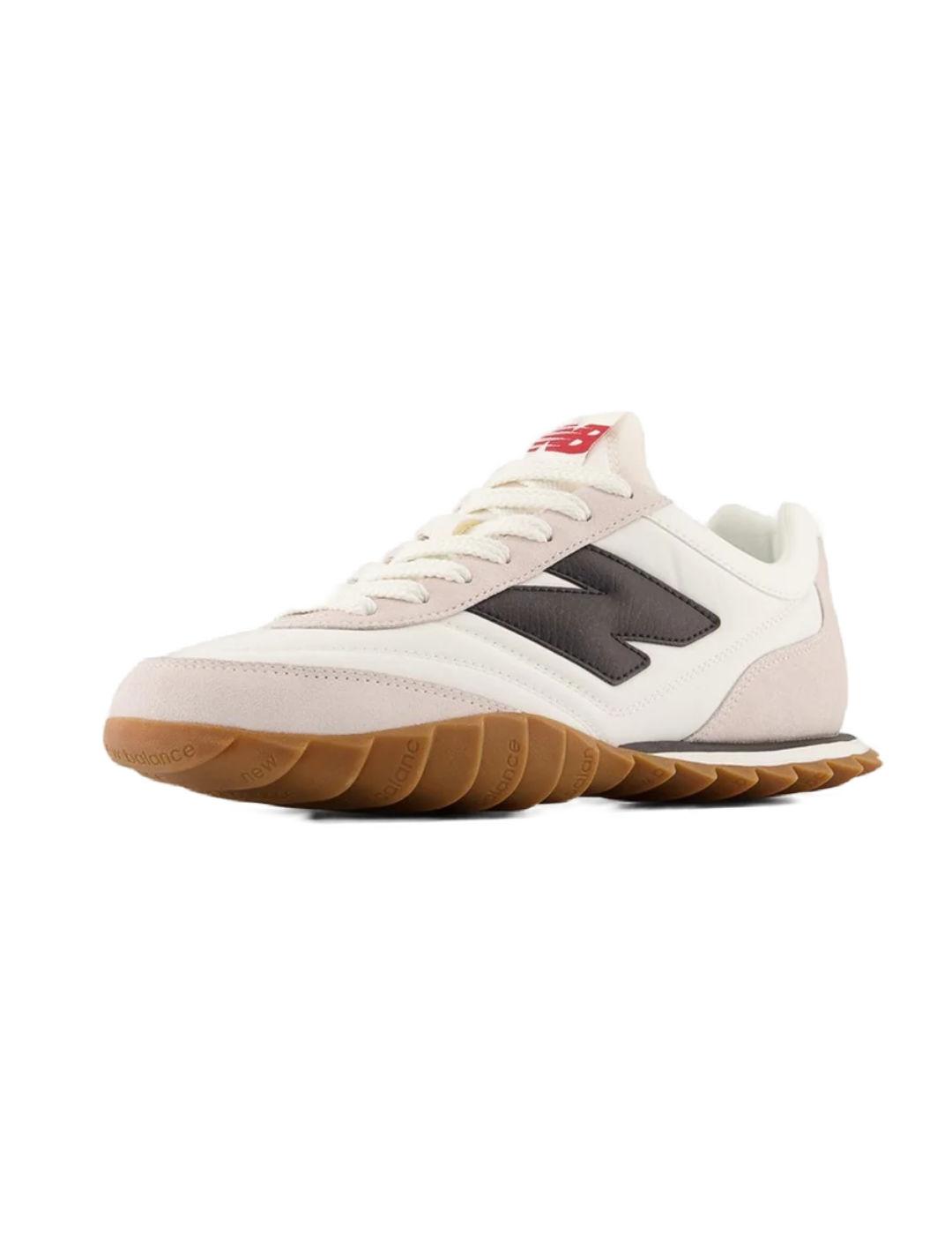 Zapatillas New Balance blanco y negro URC30AI para hombre