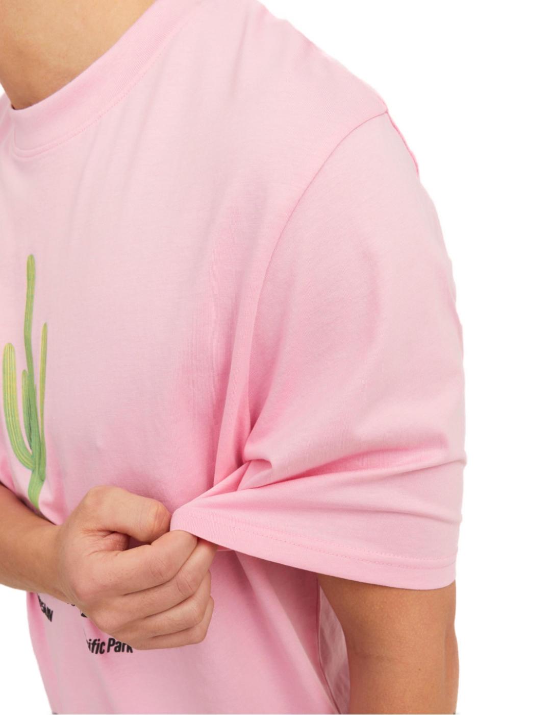 Camiseta Jack&Jones Grocery rosa oversize para hombre