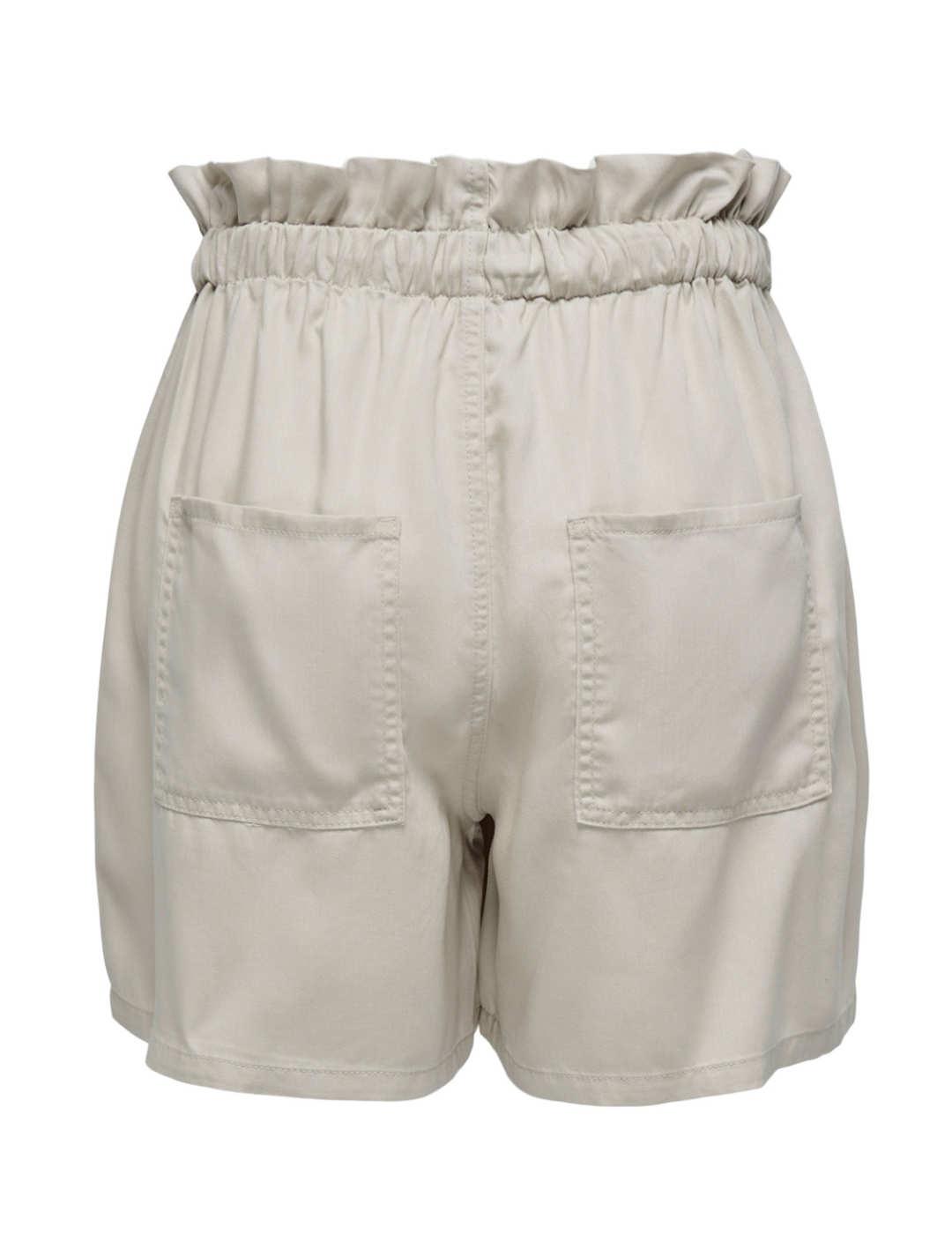 Shorts Only Kenya beige de tela para mujer