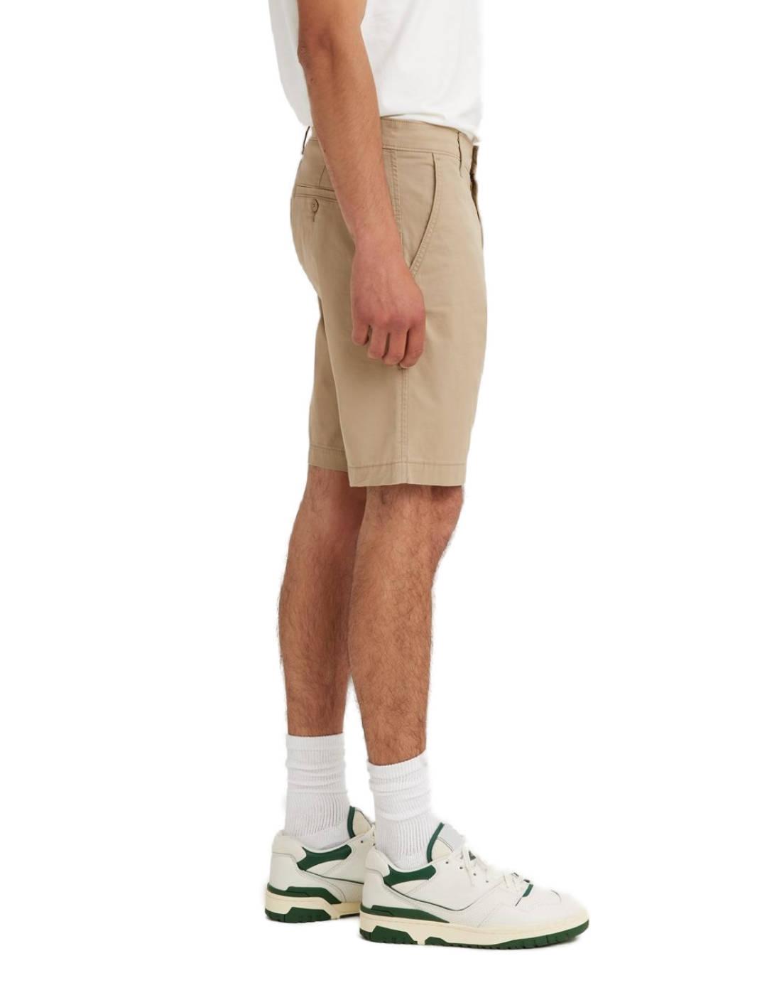 Bermudas Levi´s tipo chino beige corto para hombre