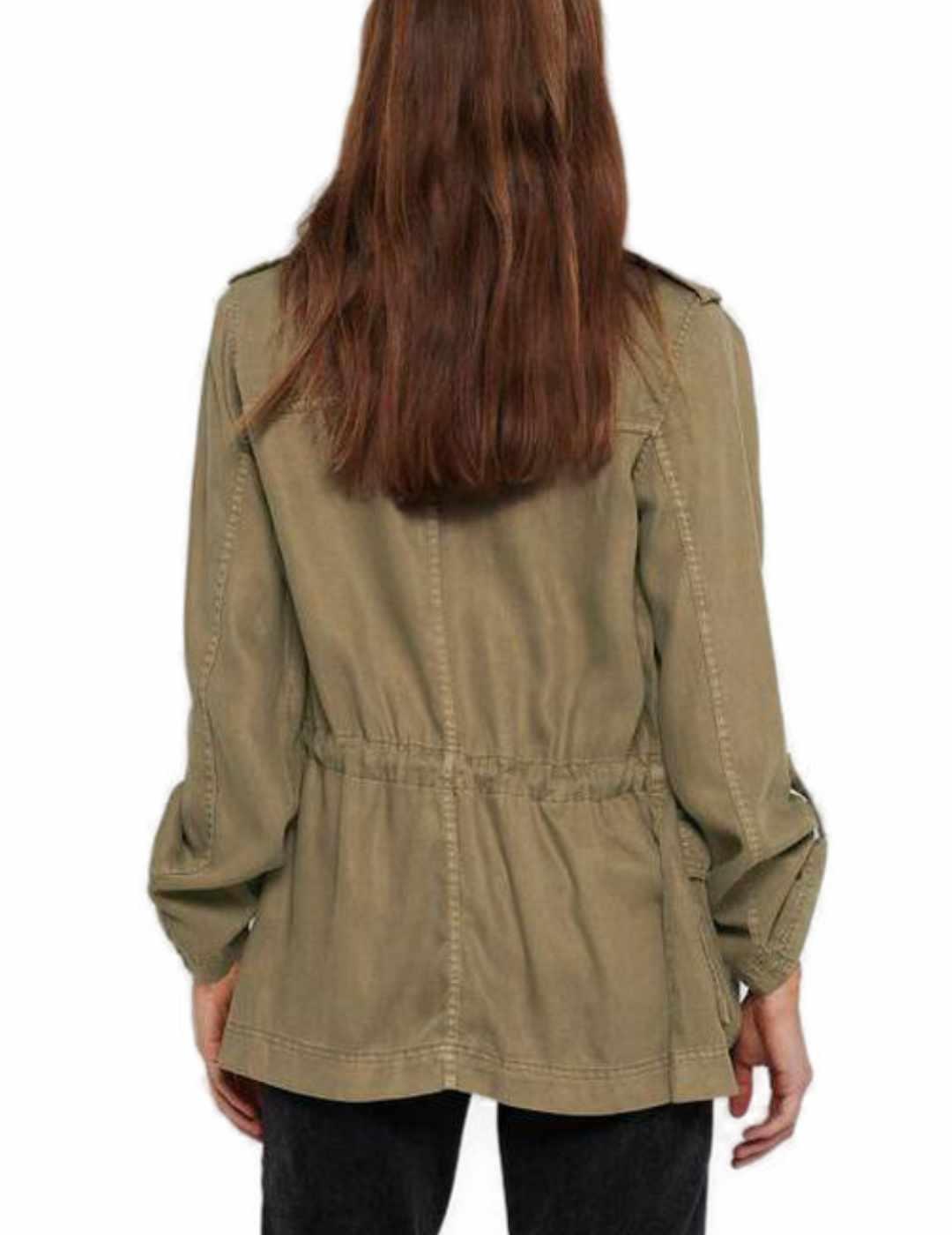 Chaqueta sahariana Only Kenya marrón estilo militar de mujer