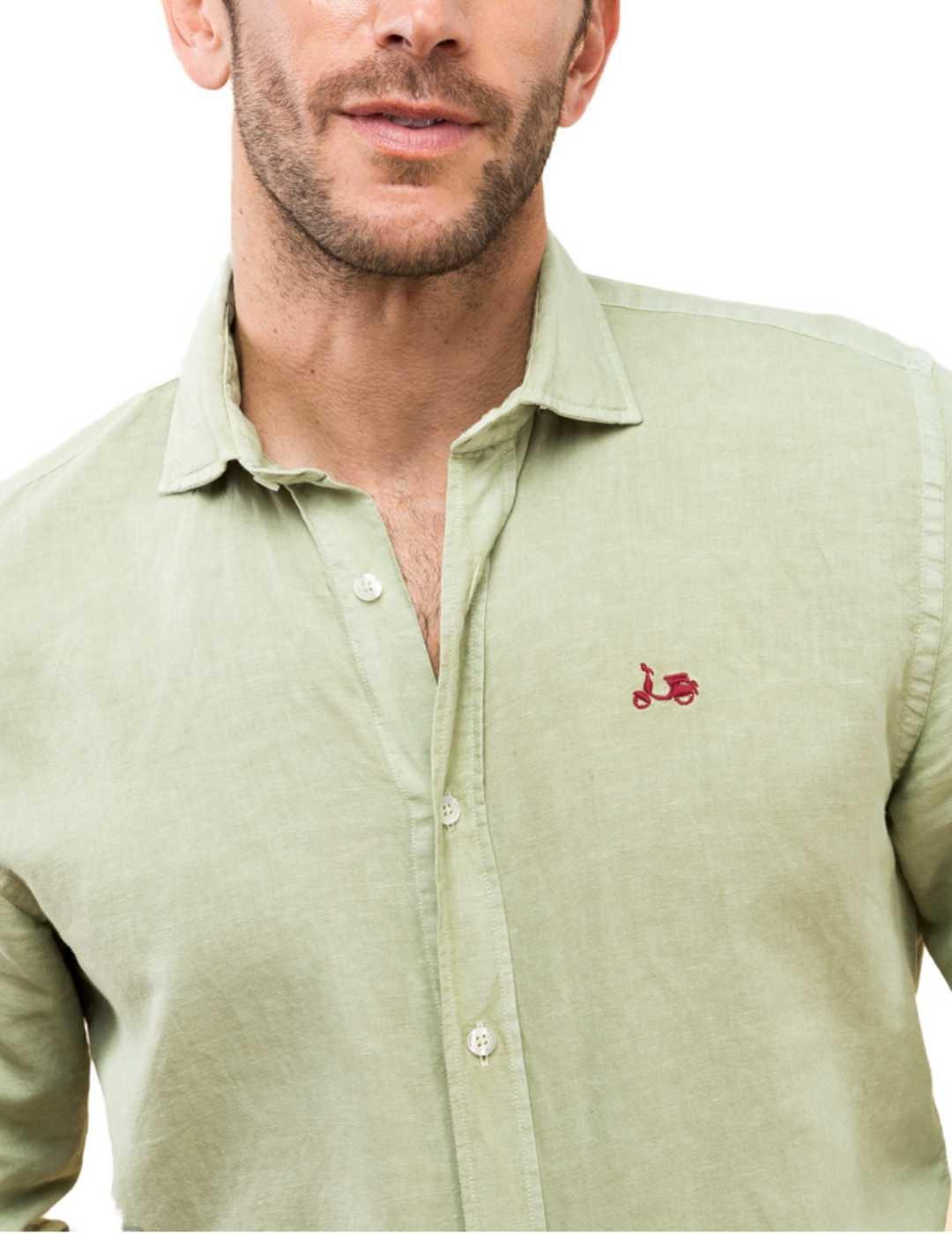 Camisa Scotta khaki con logo granate para hombre