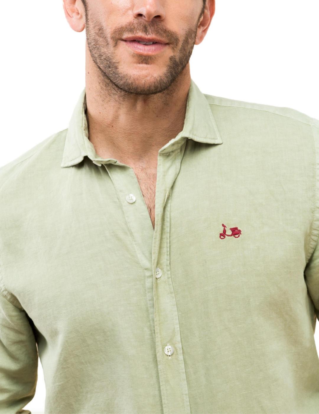 Camisa Scotta verde de lino logo granate para hombre
