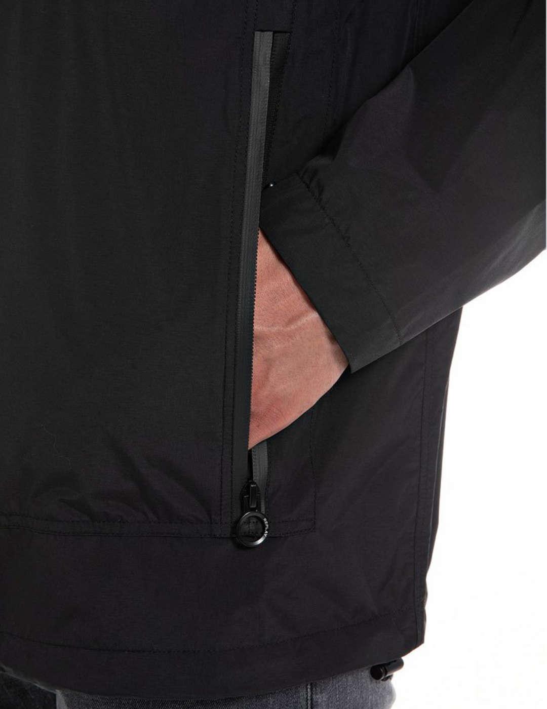 Chaqueta cortavientos Replay negra para hombre