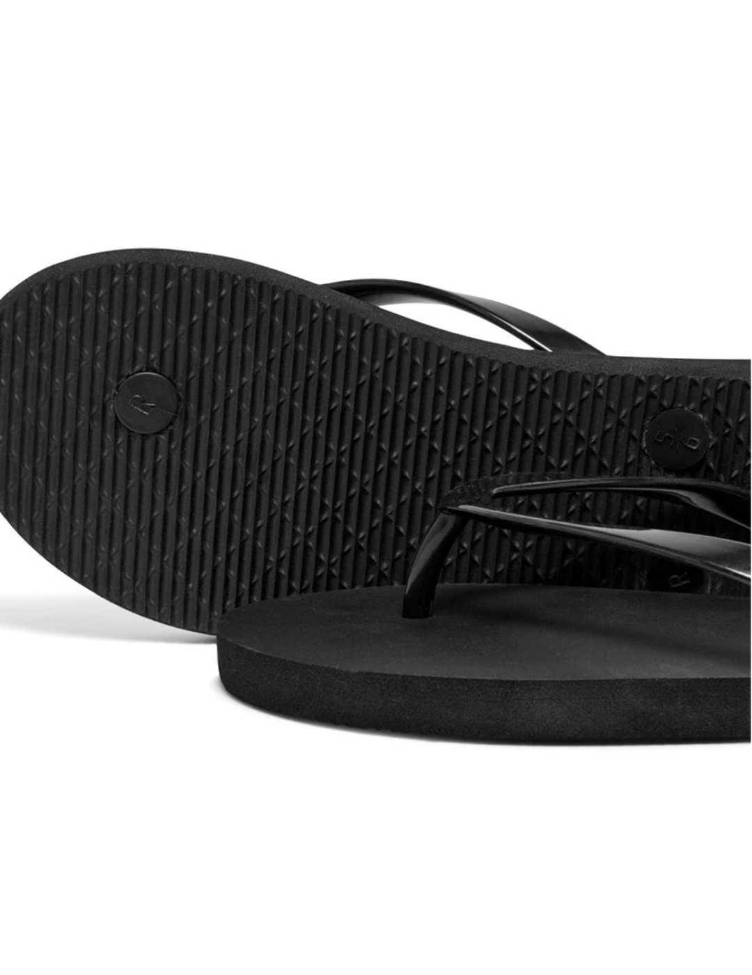 Chanclas Only Litzia de dedo negras para mujer