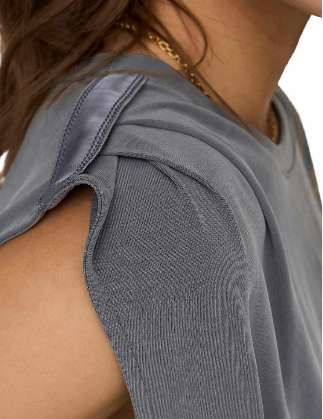 Camiseta Only Free gris de manga sisa para mujer