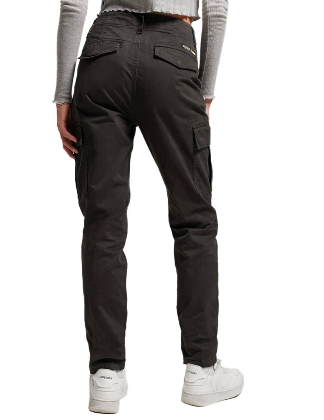 Pantalón Superdry Slim cargo negro para mujer