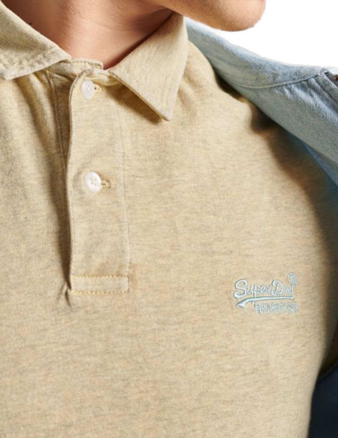 Polo Superdry beige con logo bordado manga corta de hombre