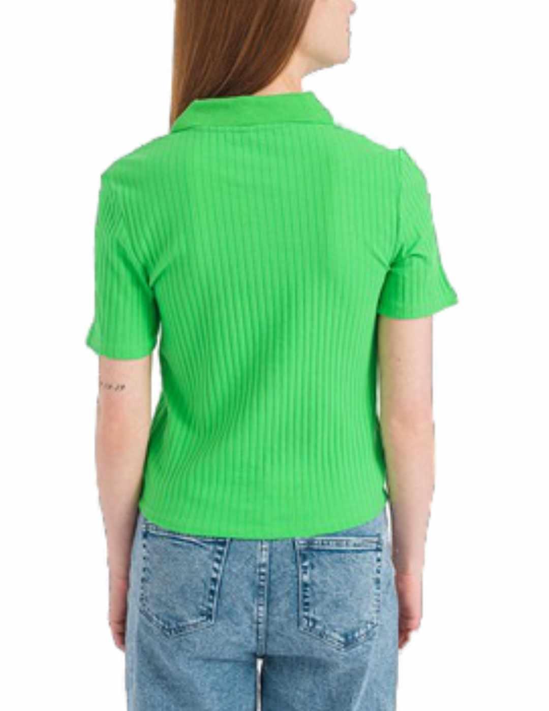  Polo Only Elsa  en color verde manga corta para mujer