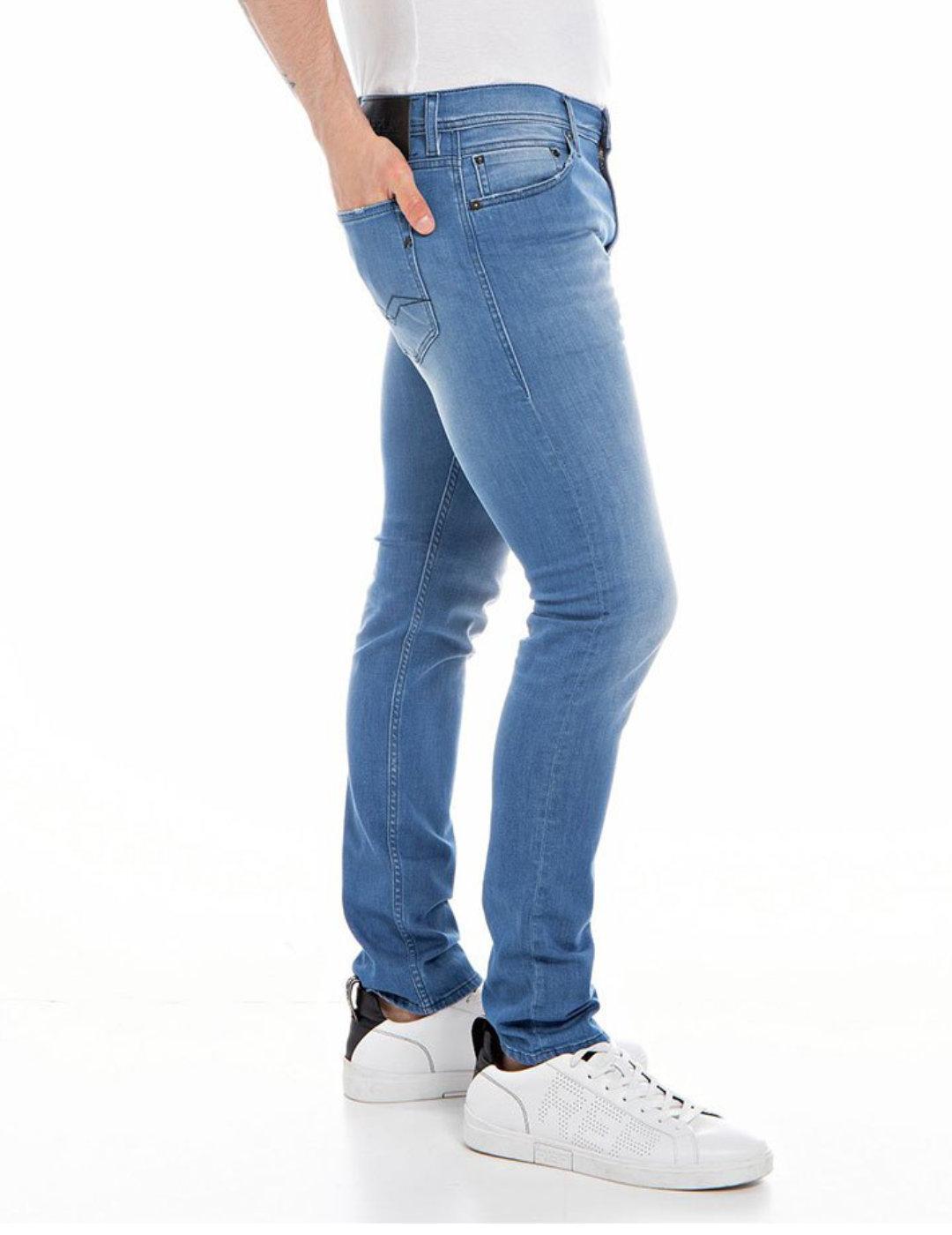 Pantalon vaquero Replay azul claro slim para hombre