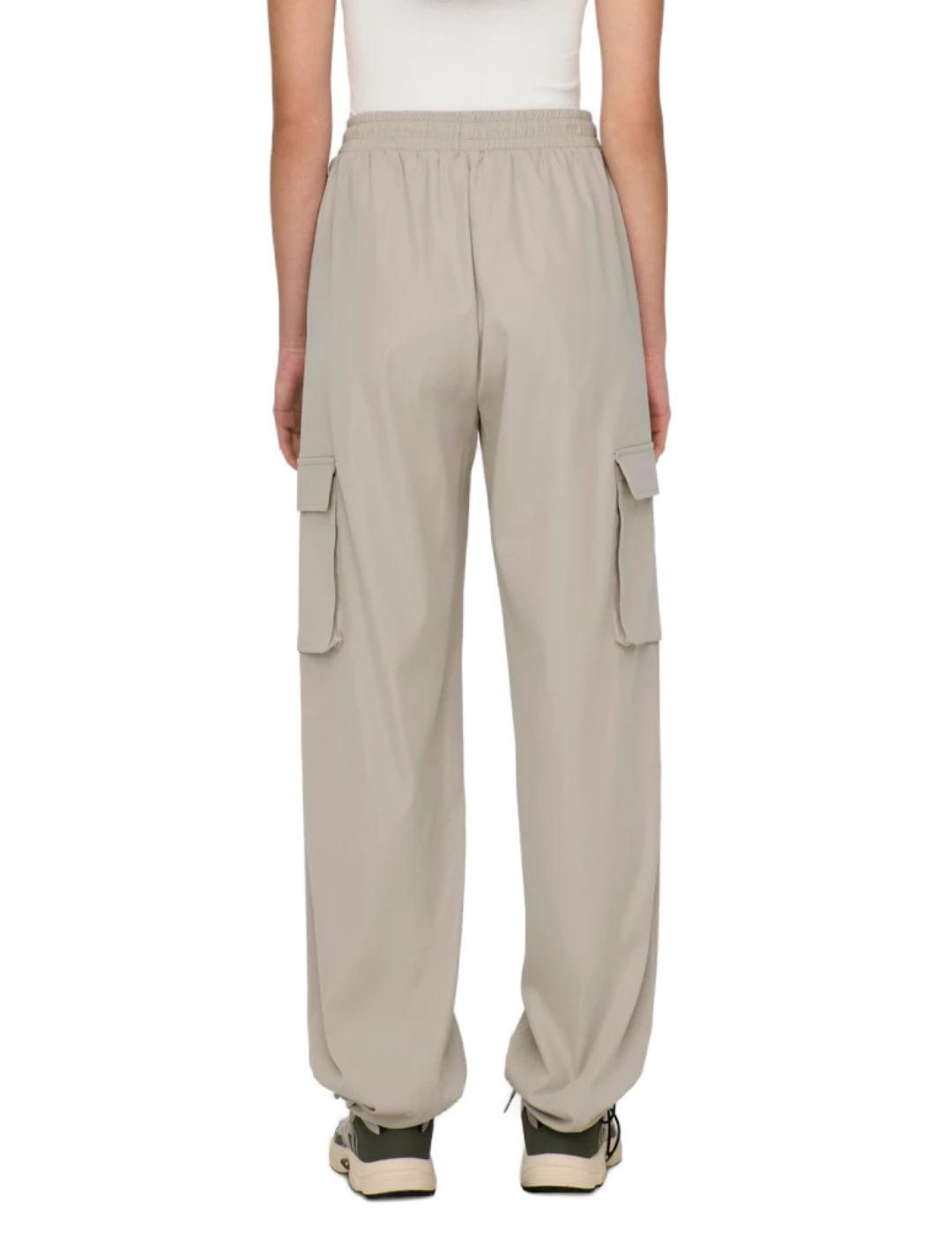 Pantalón Only Cashi cargo beige de tela para mujer