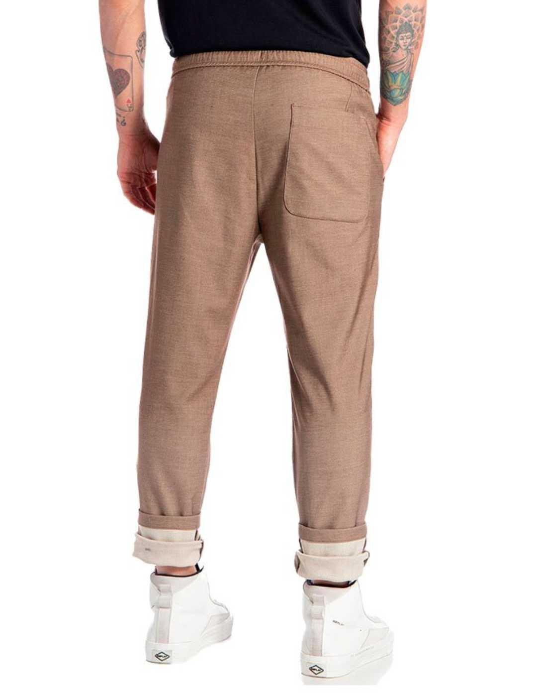 Pantalón Replay marrón casual para hombre