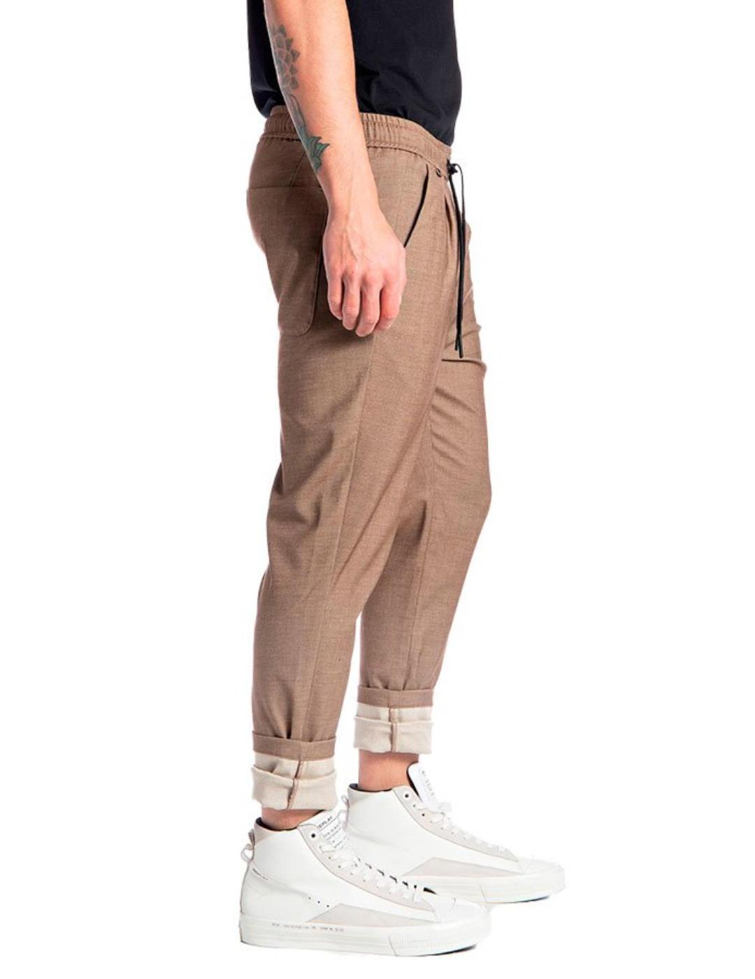 Pantalón Replay marrón casual para hombre