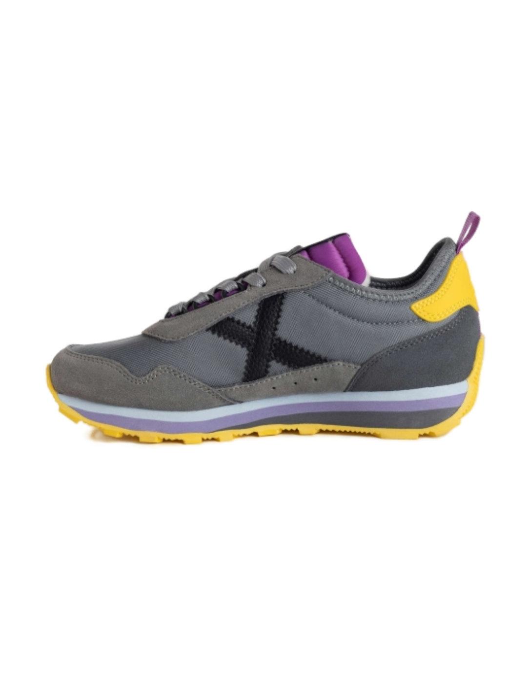 Zapatillas Munich Um sky 15 gris/amarilla/morada para mujer