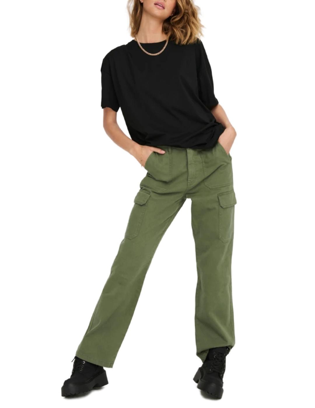 Pantalón Only Malfy verde cargo para mujer