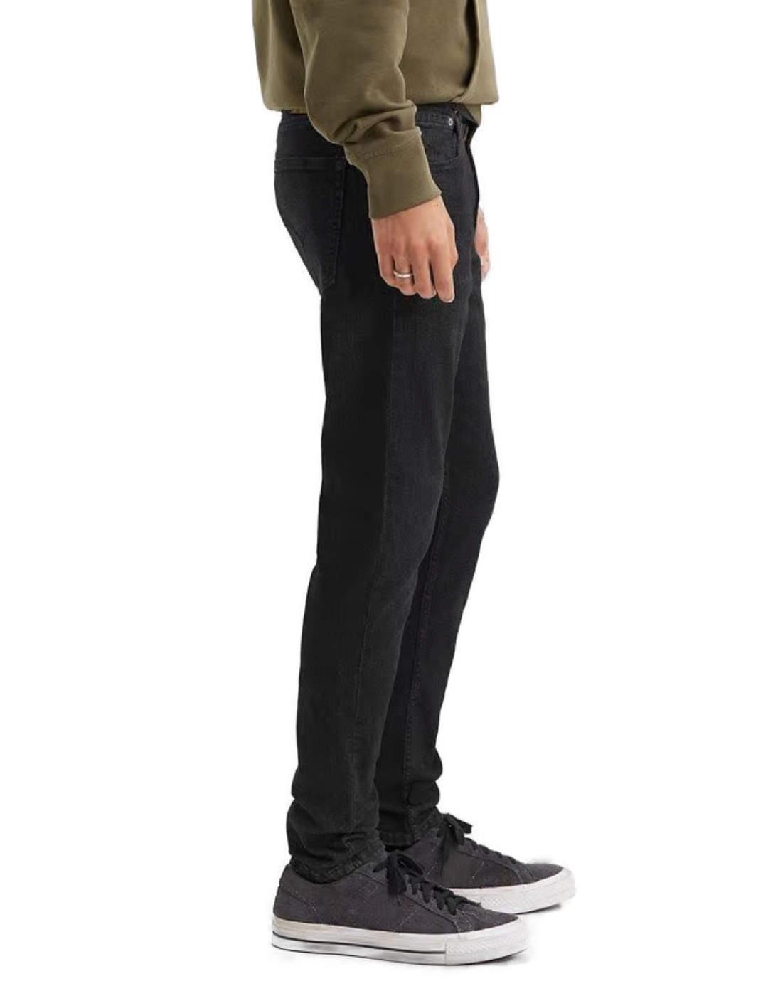 Vaquero Levi´s 512 slim taper negro de hombre-$