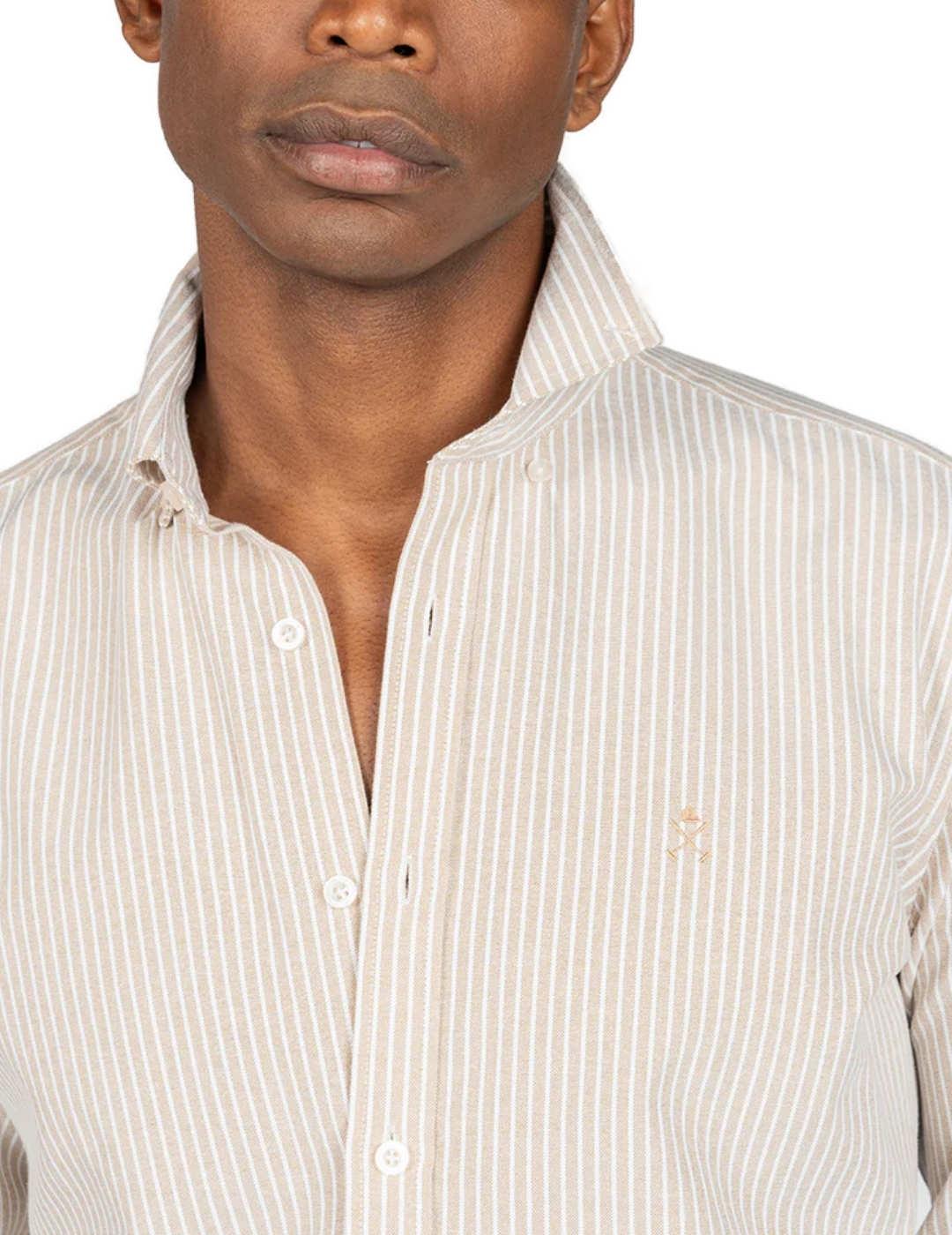 Camisa Harper Logan beige cuello italiano para hombre