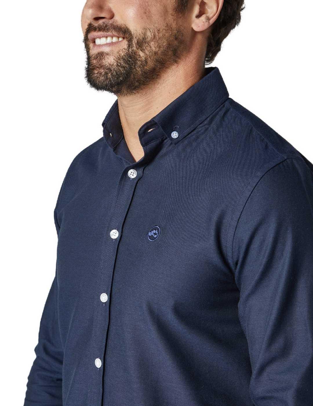 Camisa Altonadock lisa azul marino Slim fit para hombre