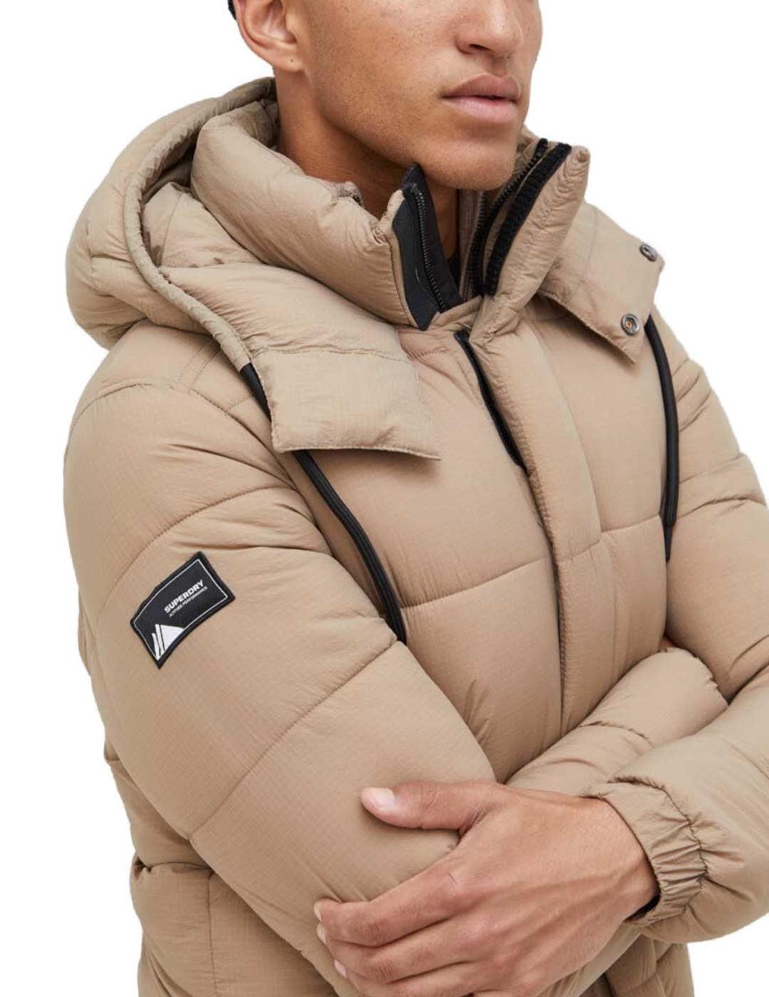Plumas Superdry Ripstop beige largo con capucha para hombre