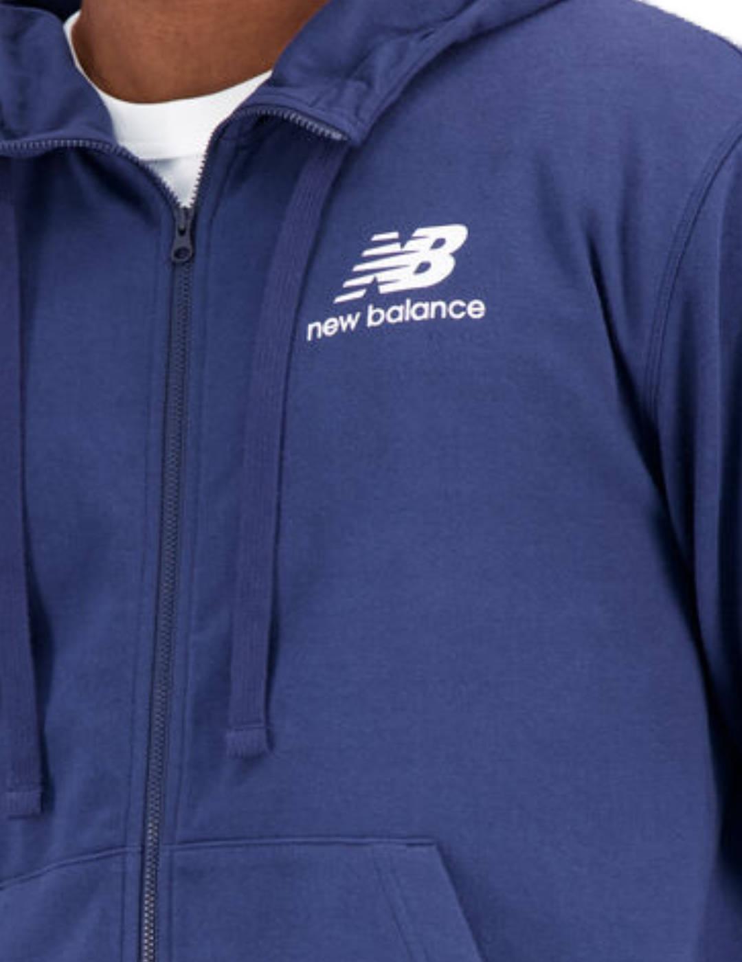 Sudadera New Balance azul con cremallera y capucha de hombre