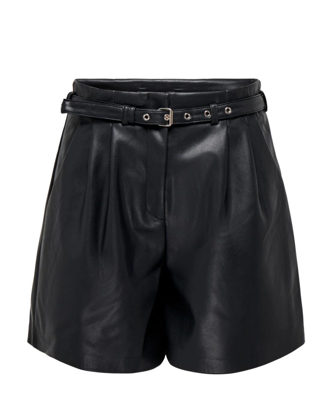 Shorts Only Heidi polipiel negro cinturón de mujer