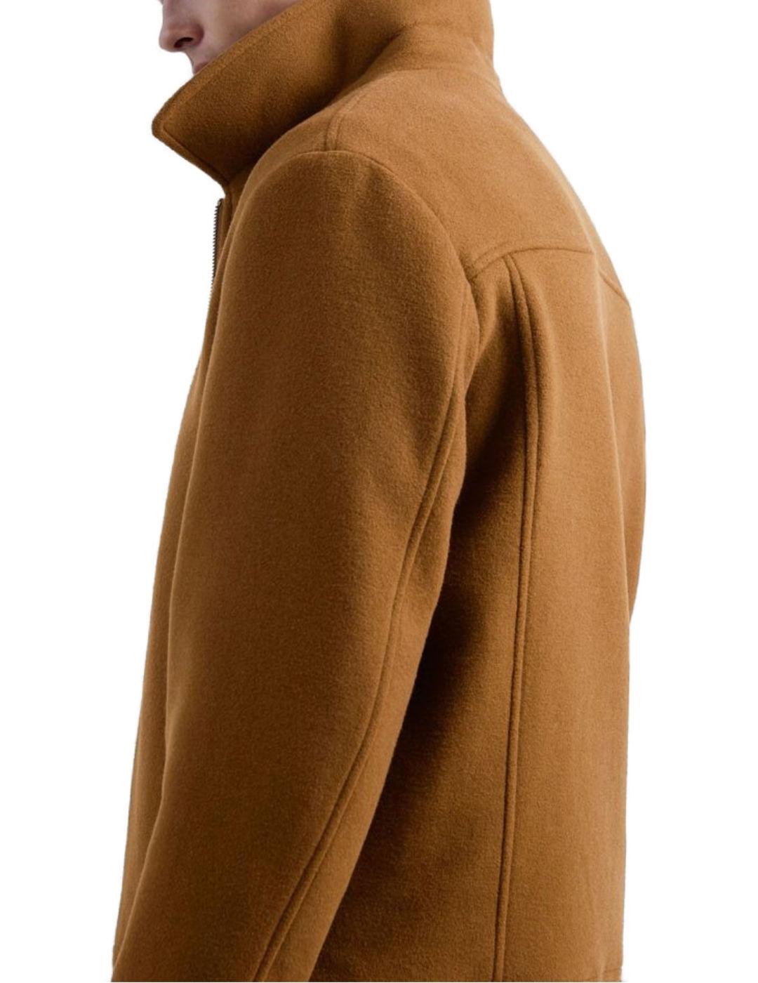 Chaqueta Selected Filip camel corte recto para hombre