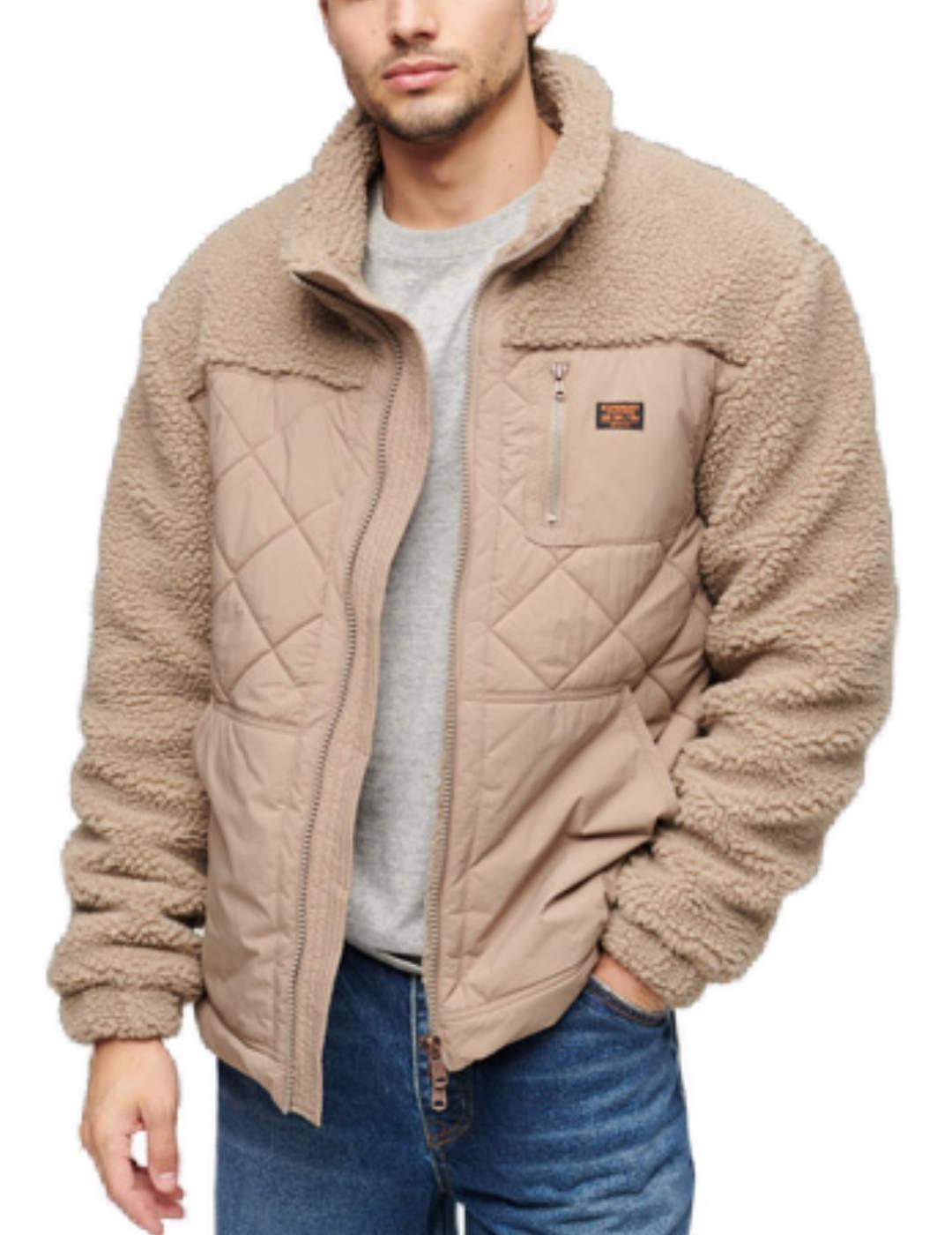 Chaqueta Superdry Sherpa beige borreguillo para hombre