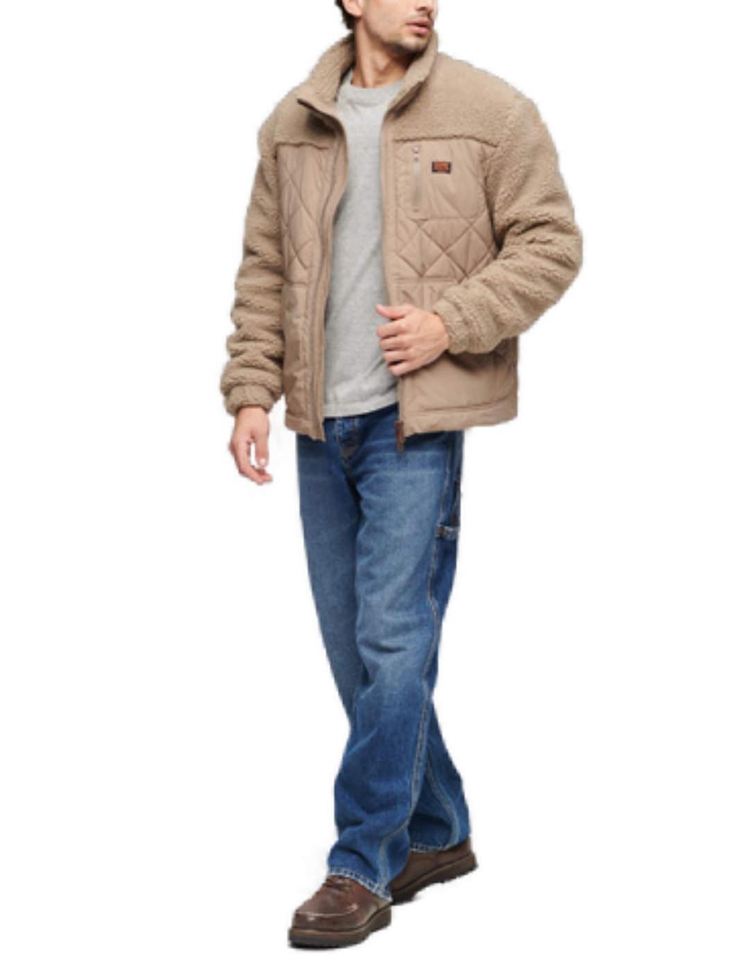 Chaqueta Superdry Sherpa beige borreguillo para hombre