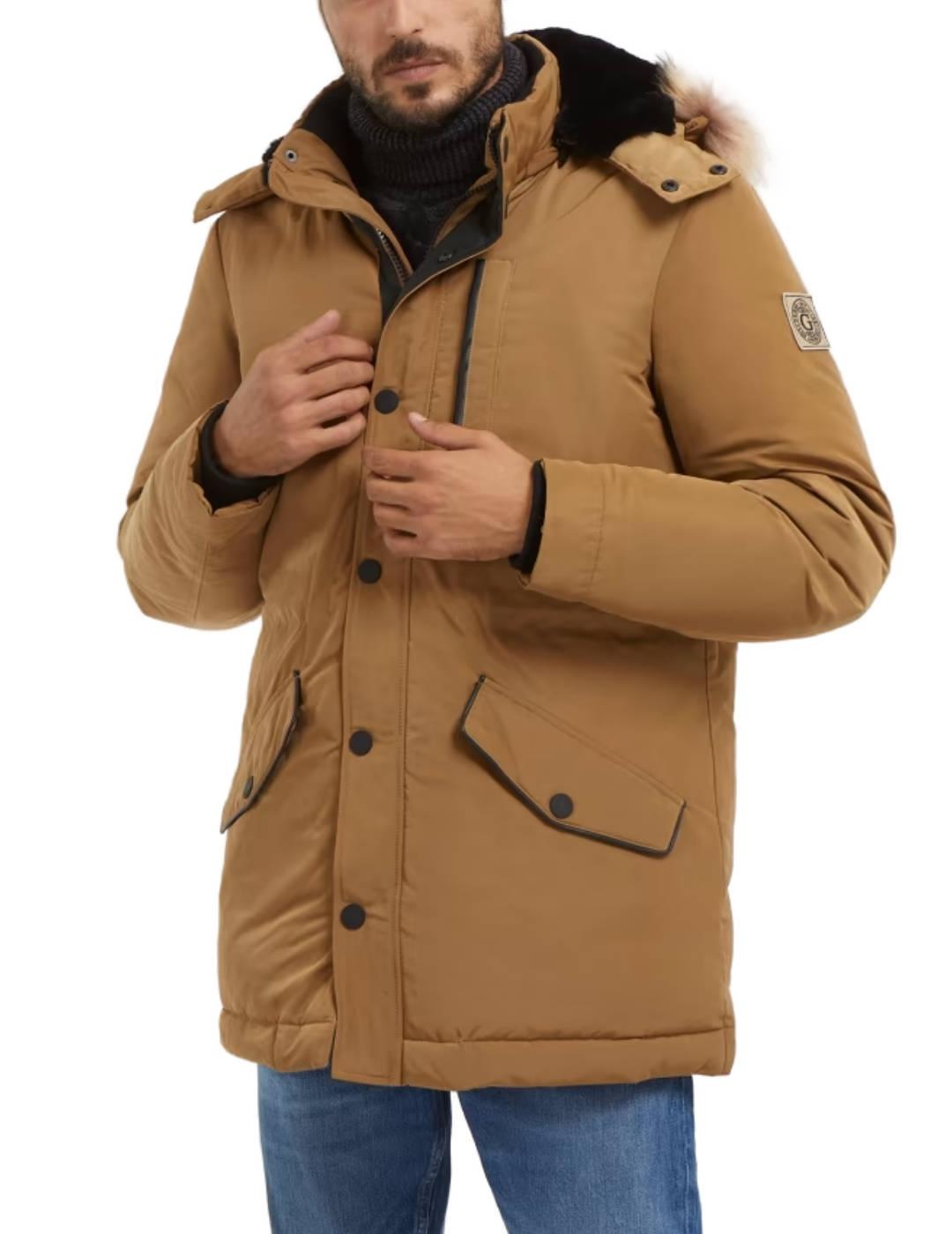 Parka Guess Real verde caqui con capucha desmontable hom