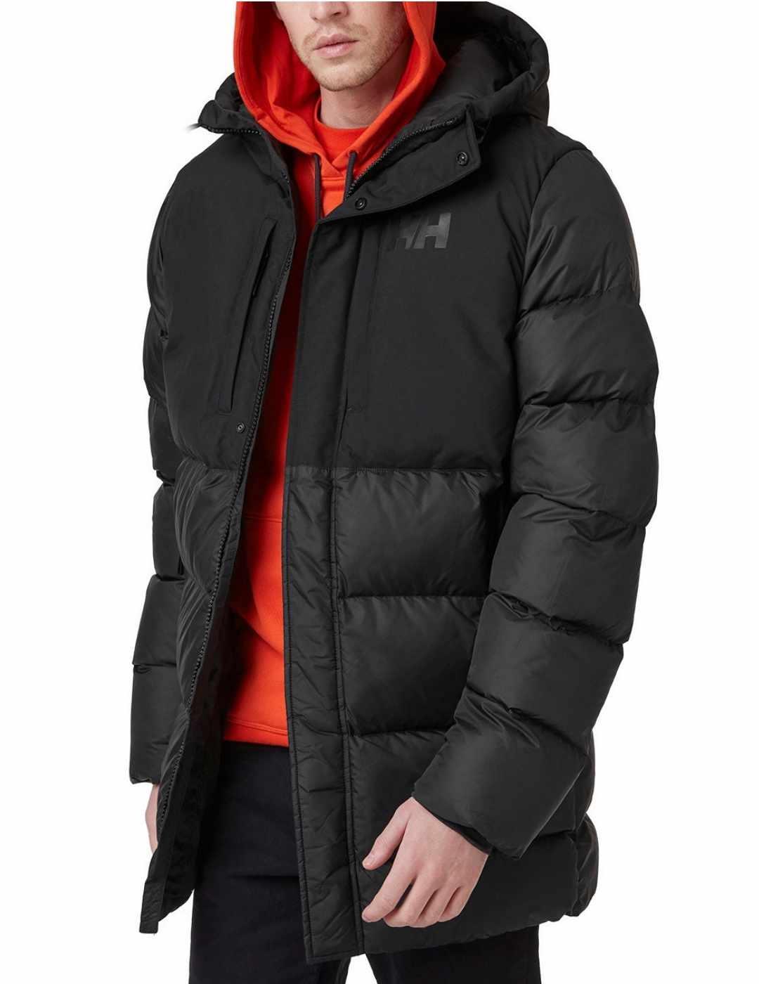 Plumas Helly Hansen Puffy long negro con capucha de hombre