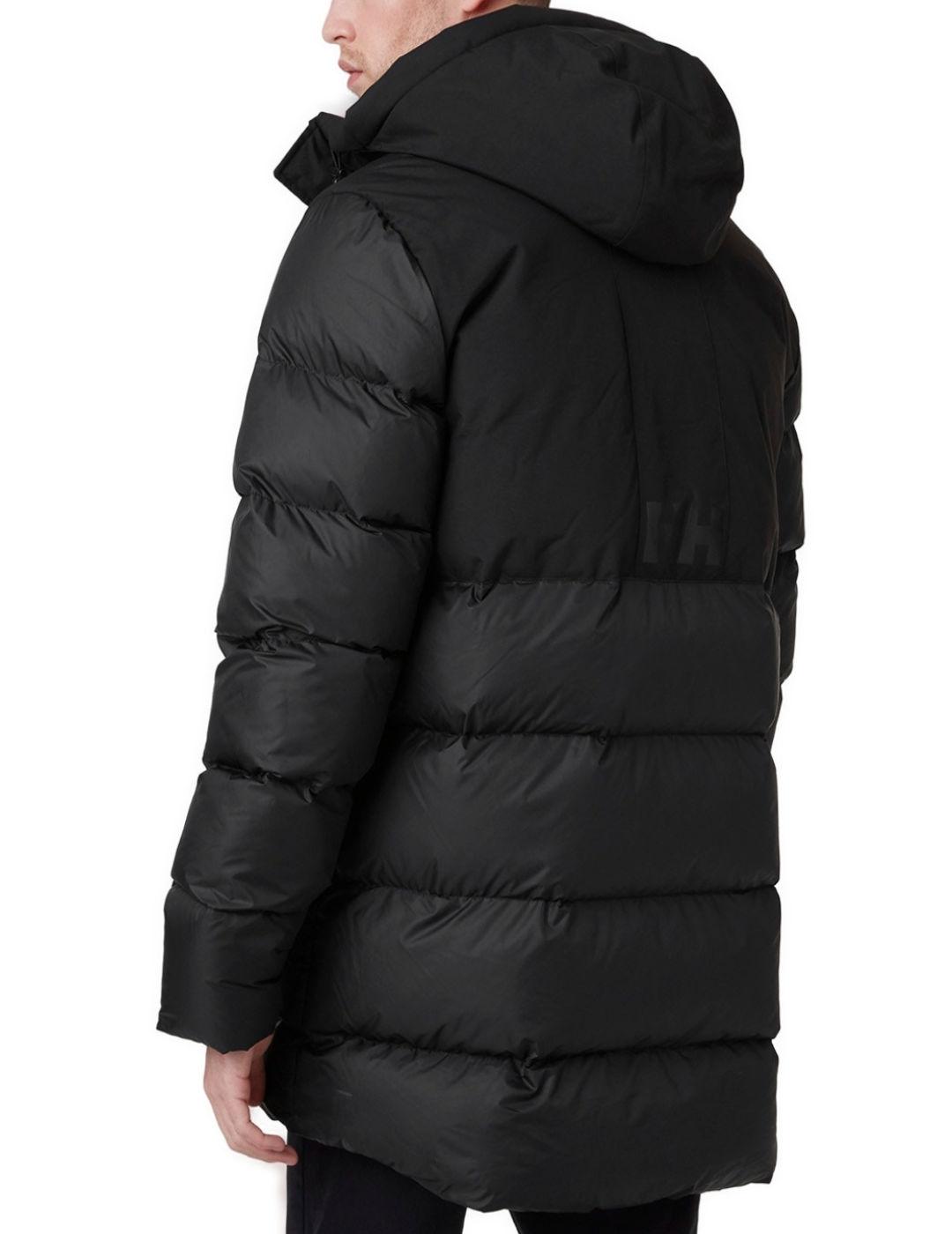 Plumas Helly Hansen Puffy long negro con capucha de hombre