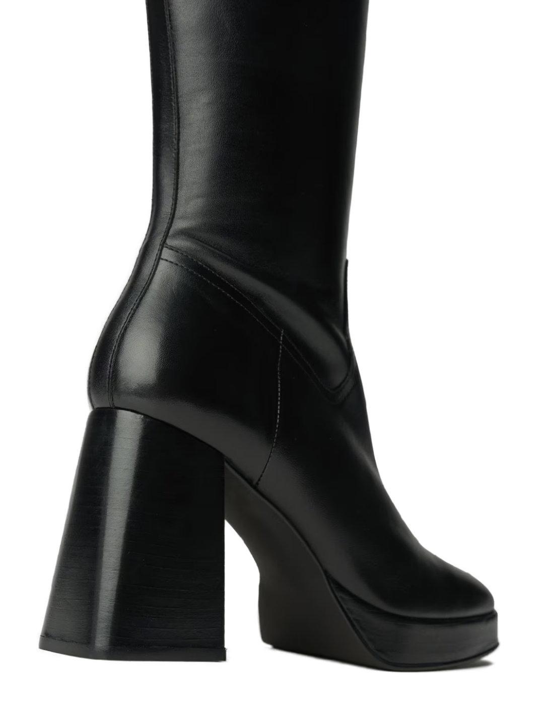 Bota Salsa de cuero negra con tacón de mujer