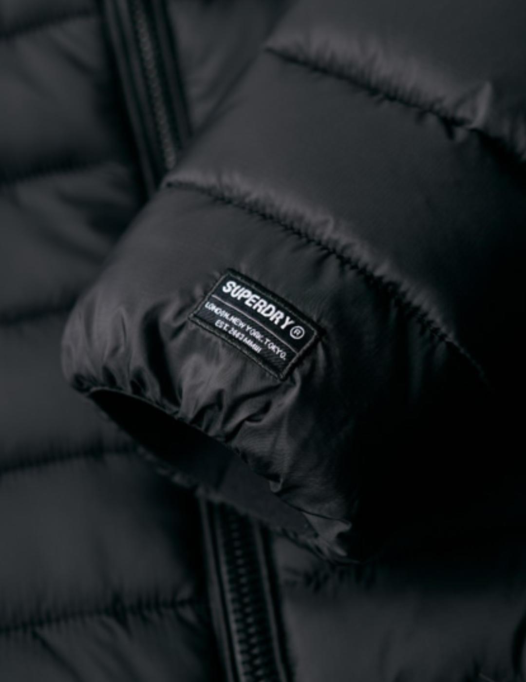 Chaqueta Supedry Fuji negro con capucha para hombre