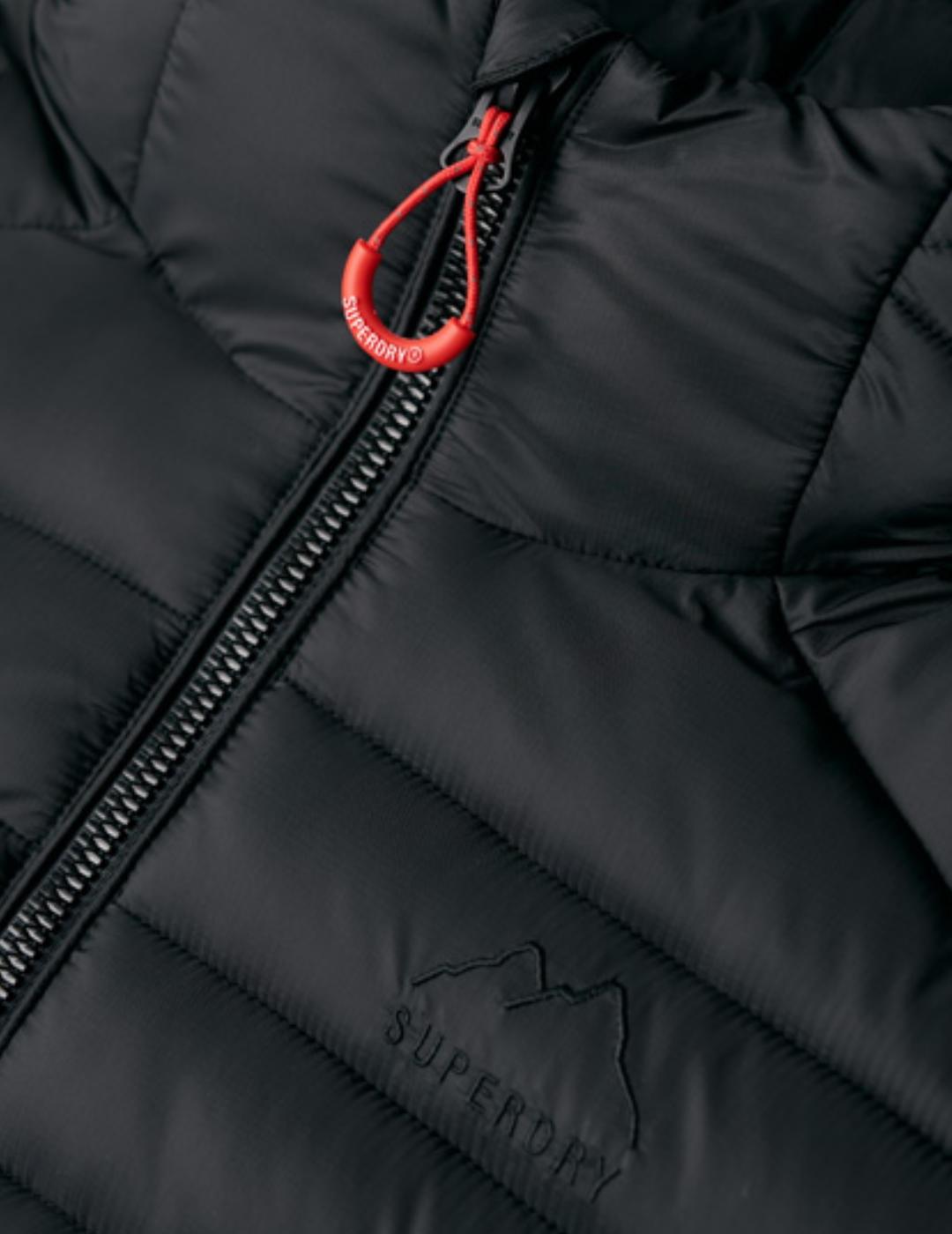 Chaqueta Supedry Fuji negro con capucha para hombre