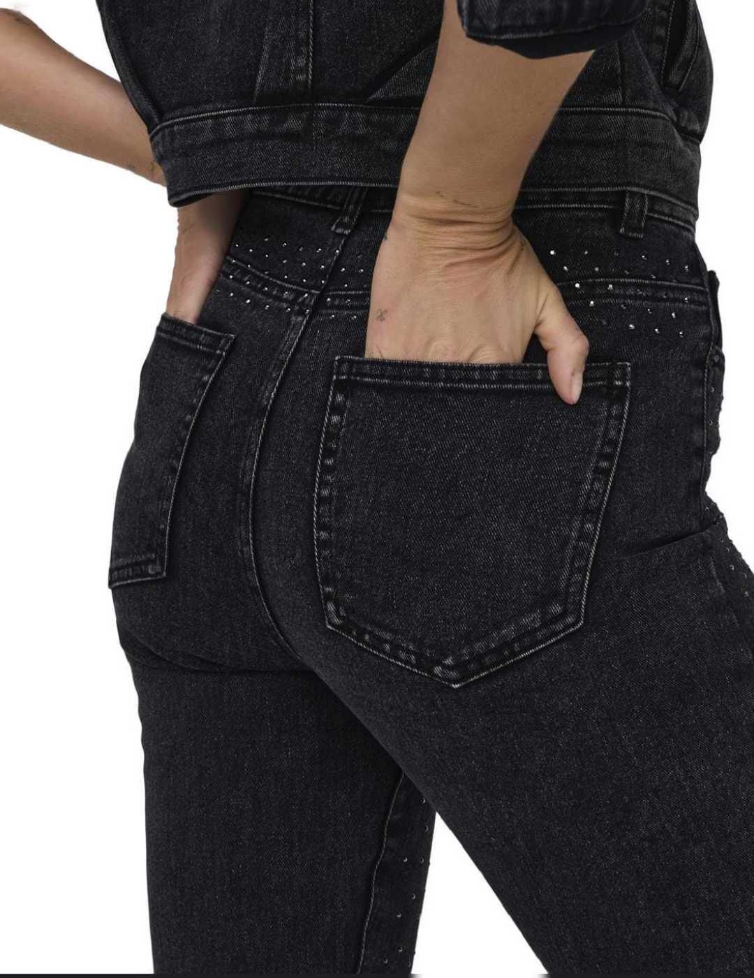 Pantalón Vaquero Only Emily con detalles negro para mujer