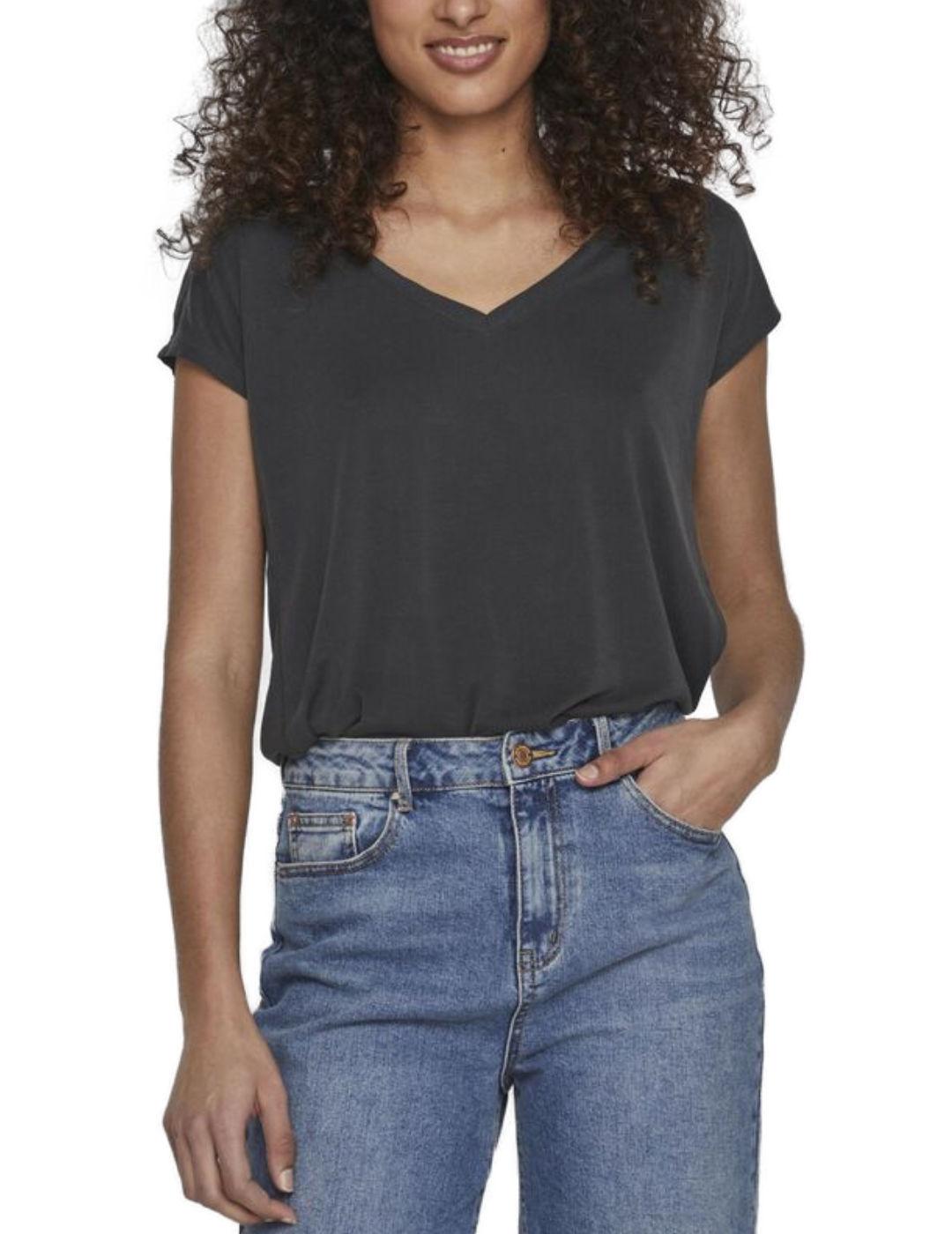 Camiseta Vila Modala negro de pico manga corta para mujer